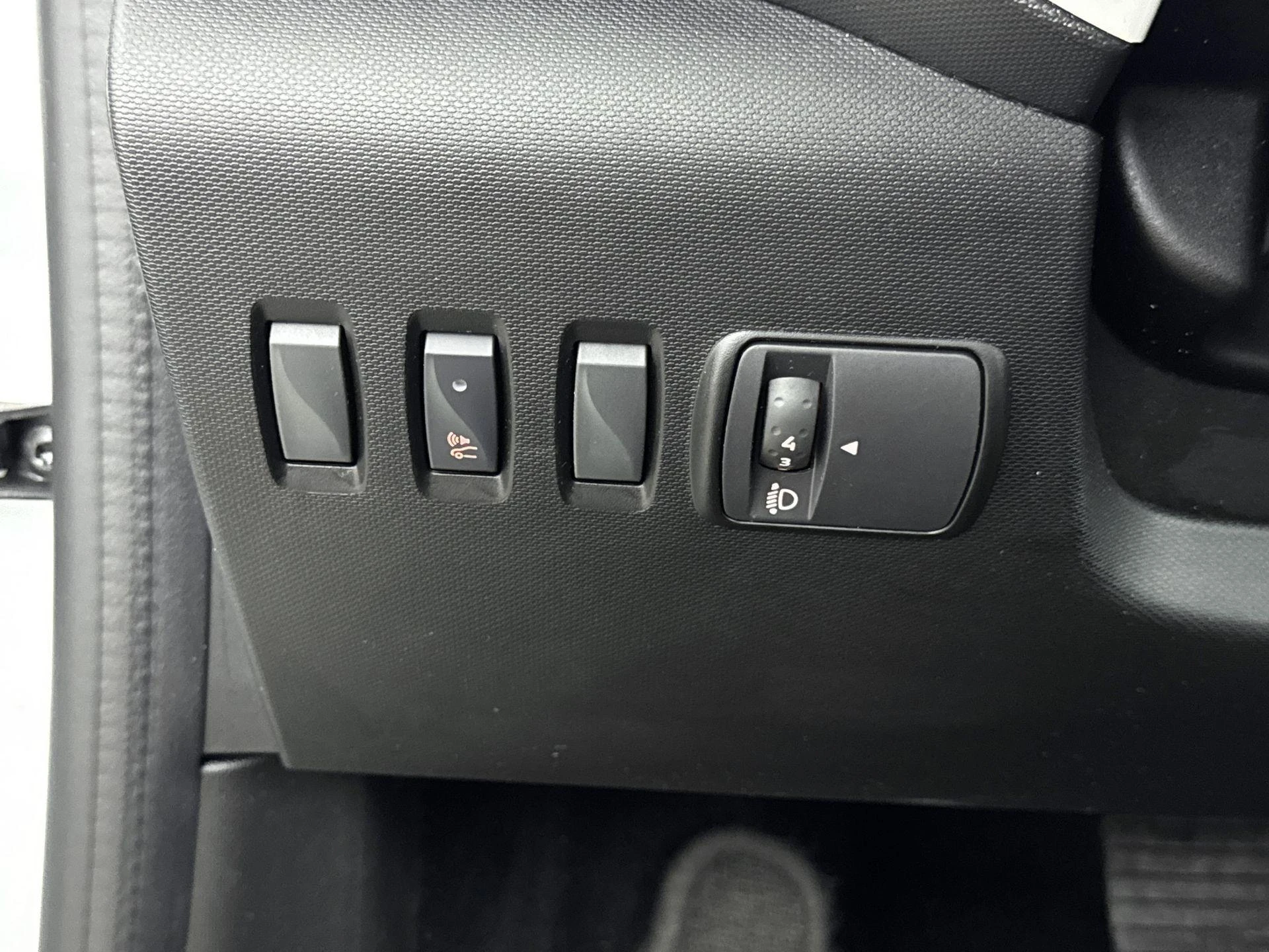 Renault-Twingo-image-18