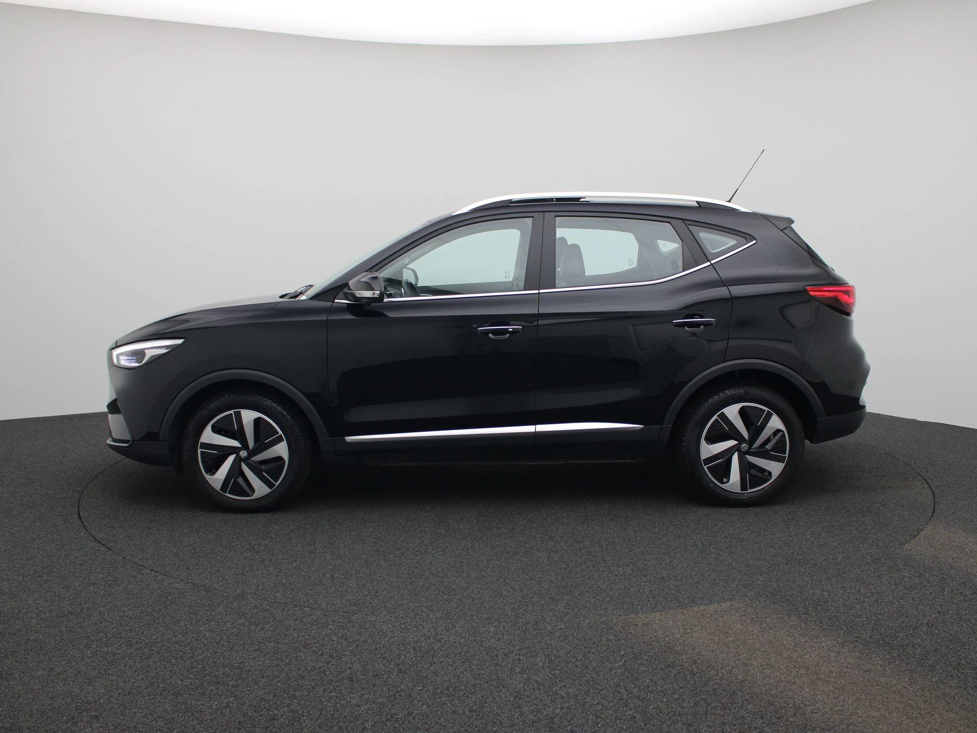 MG ZS EV Long Range Luxury 70 kWh