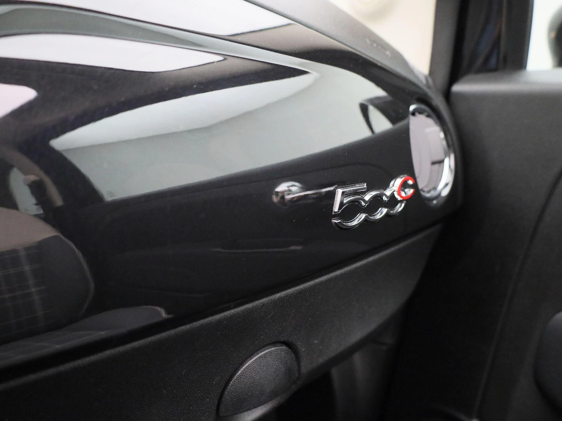 Fiat-500C-image-21