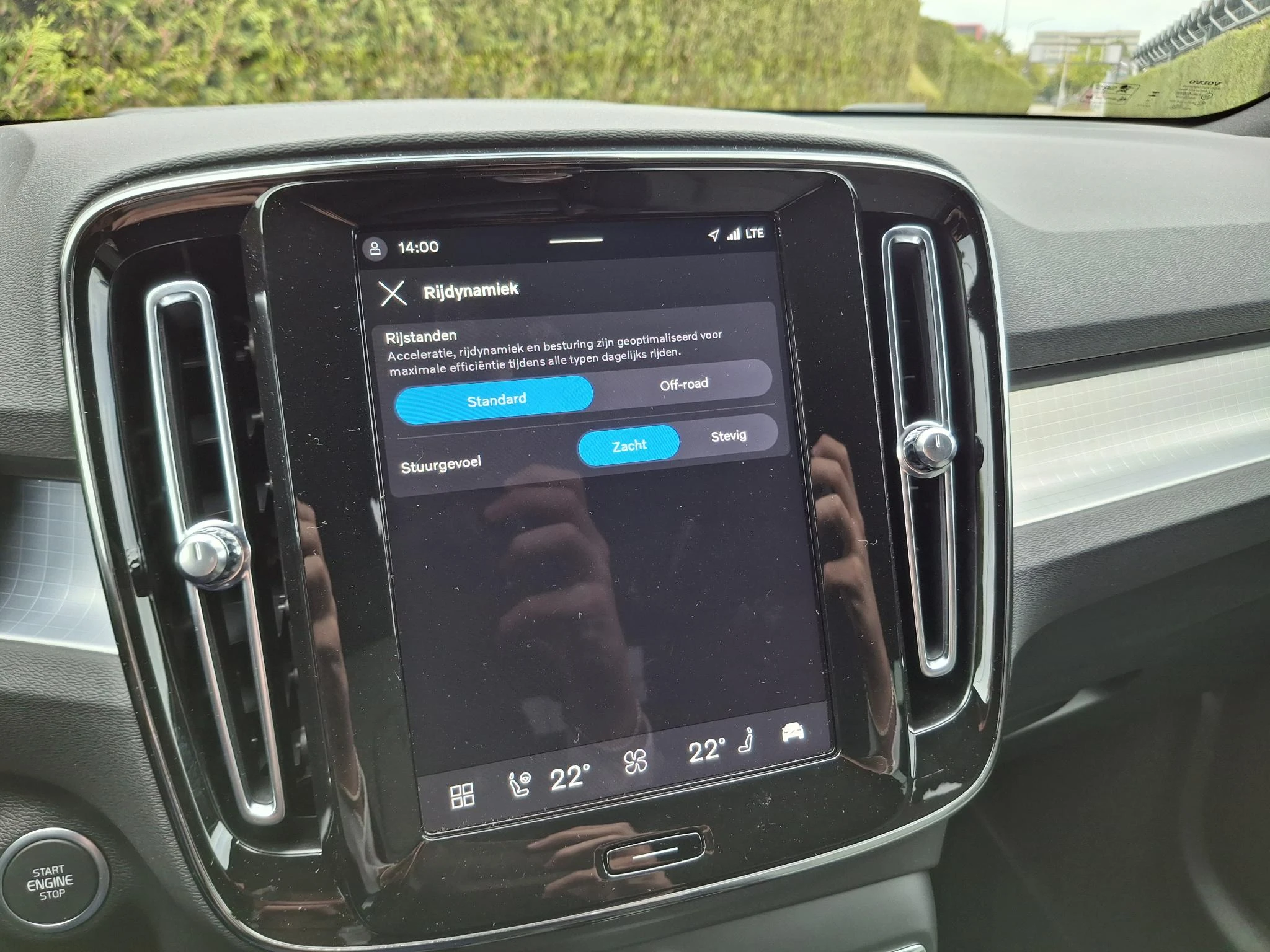 Volvo-XC40-image-20