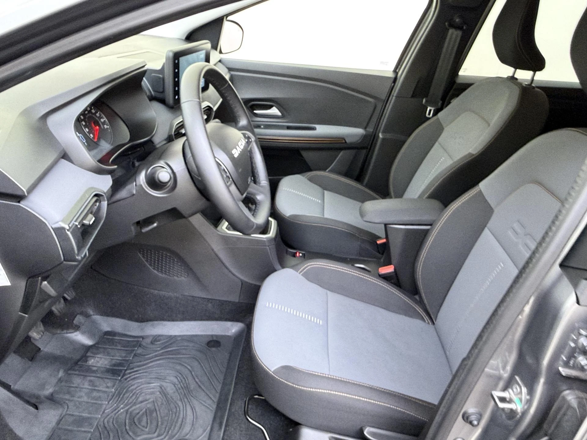 Dacia-Jogger-image-14