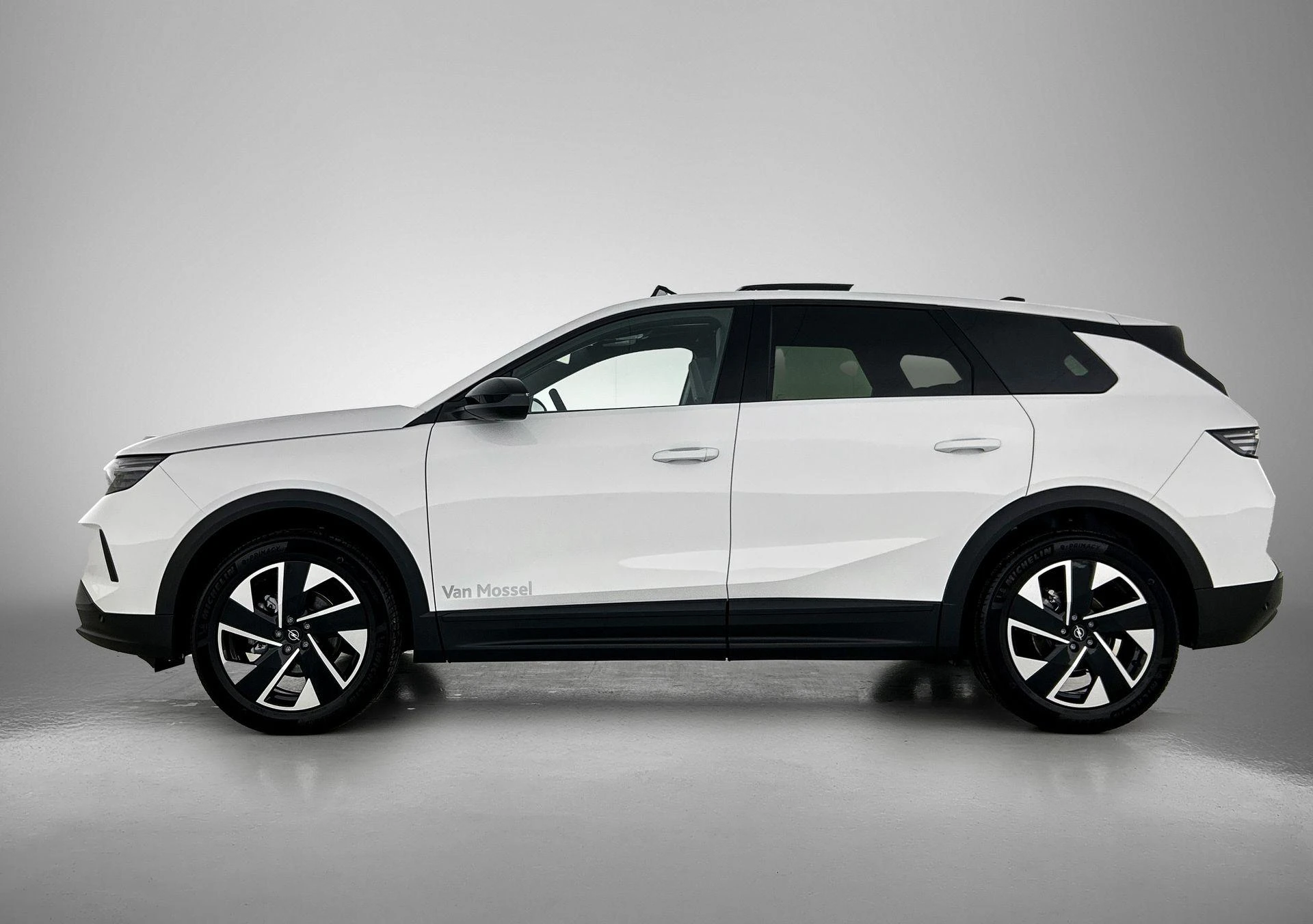 Opel-Grandland-image-1