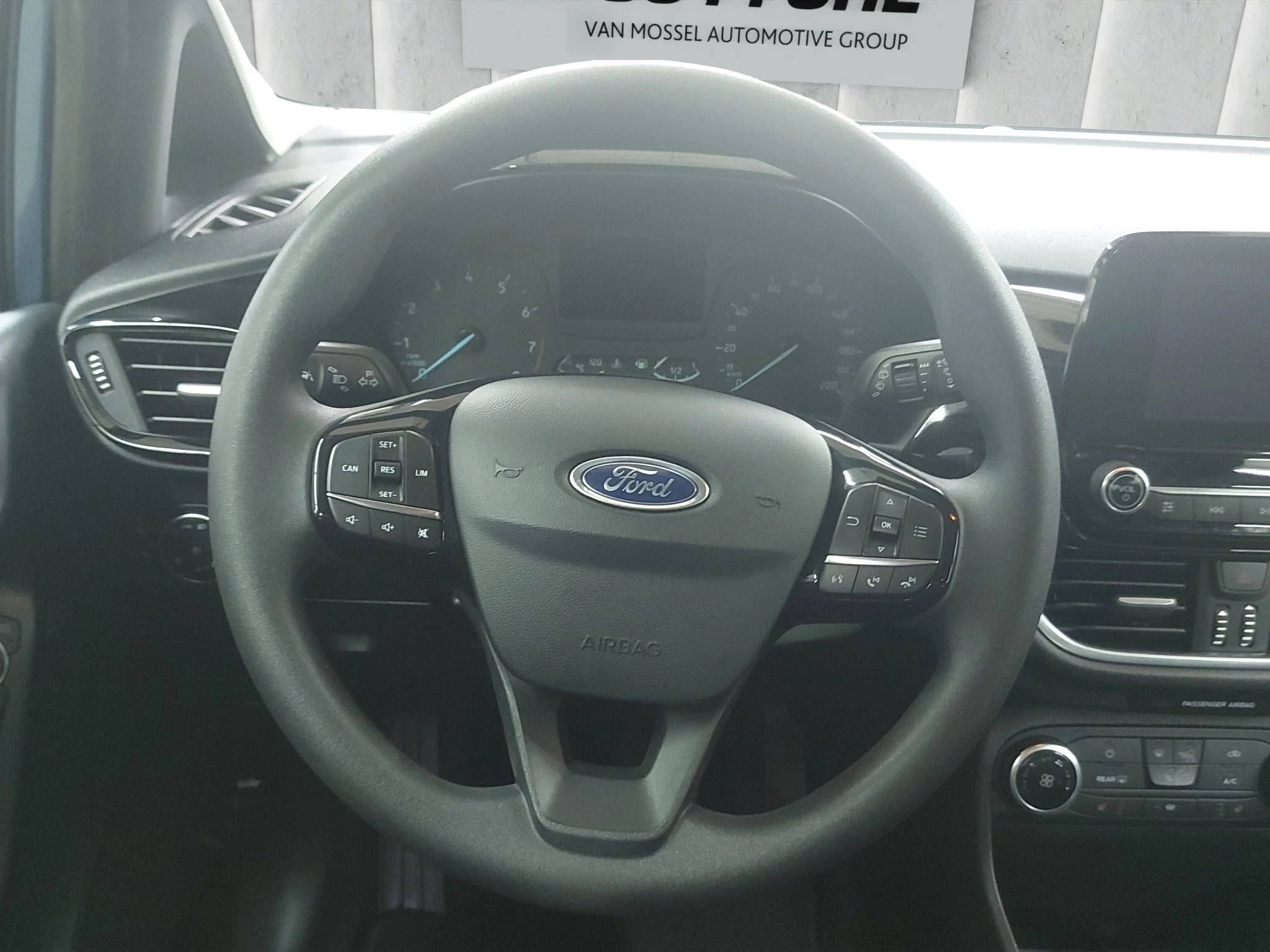 Ford Fiesta 1.1 Cool&Connect WINT.PKT*GETÖNTESCHEIBEN*DISPLAY*RFK