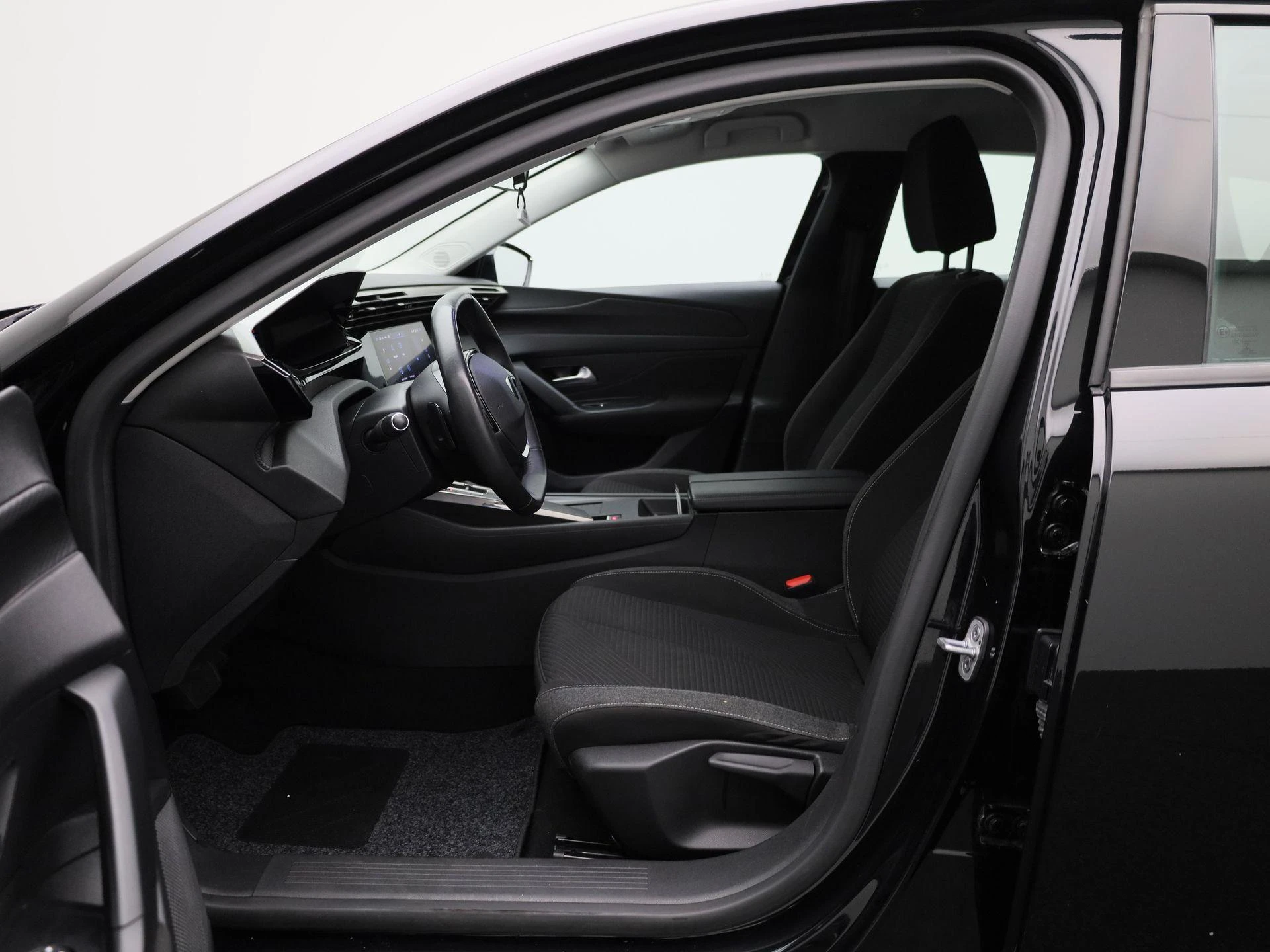 Peugeot-308-image-8