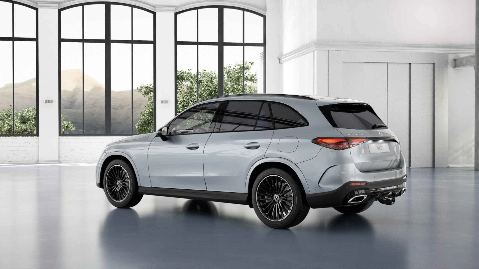 Mercedes-Benz-GLC-image-2