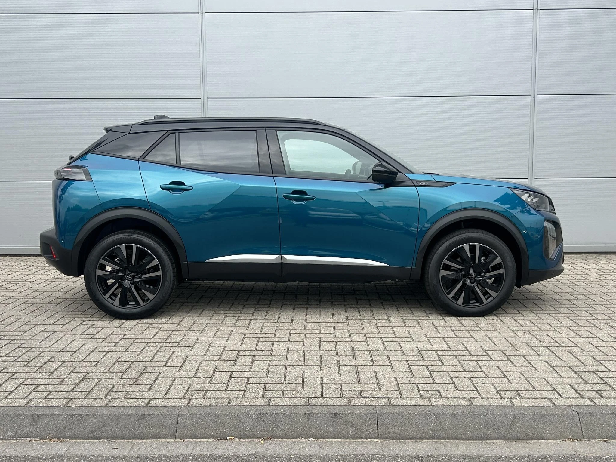 Peugeot-2008-image-6