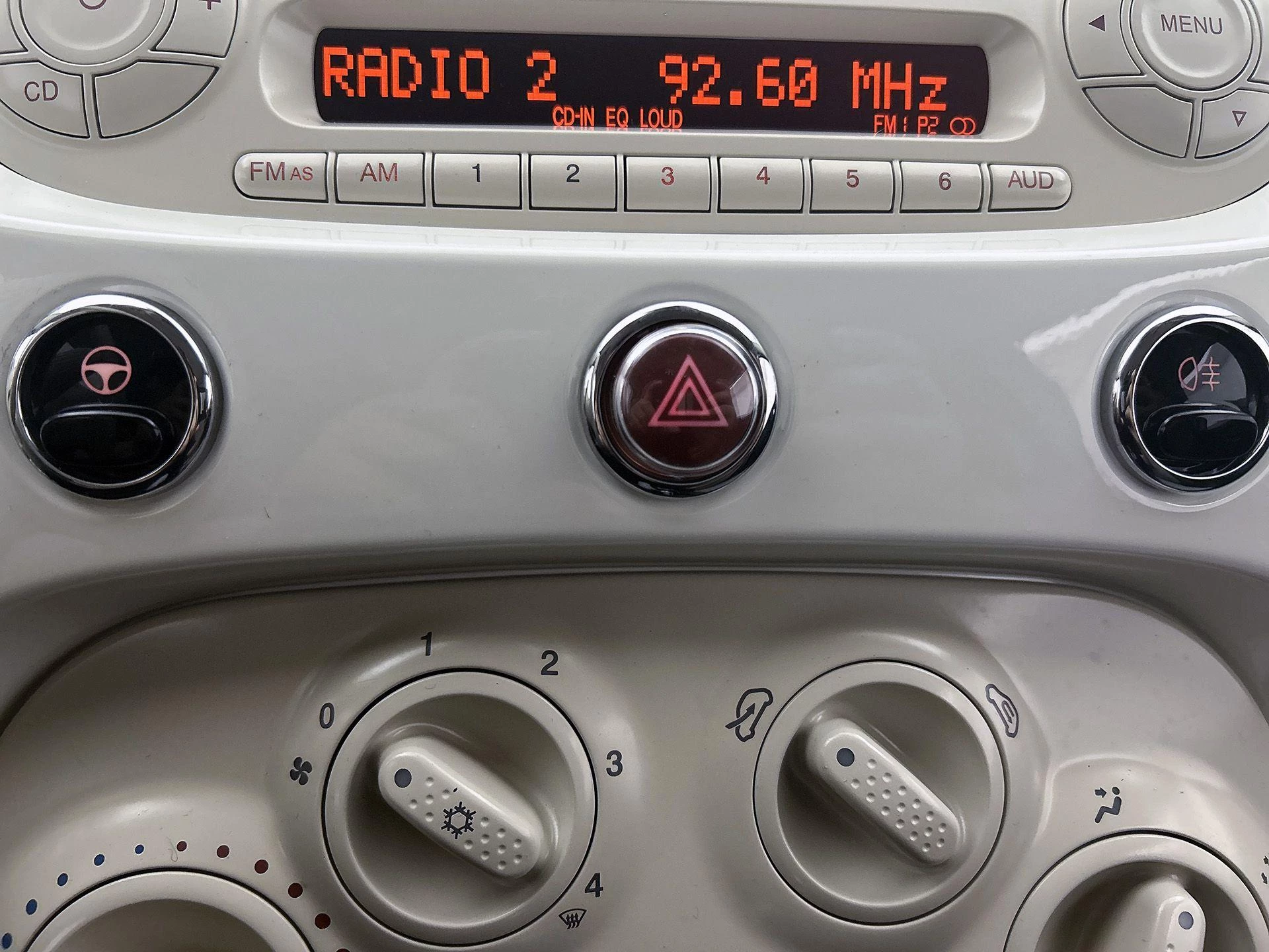 Fiat-500C-image-8