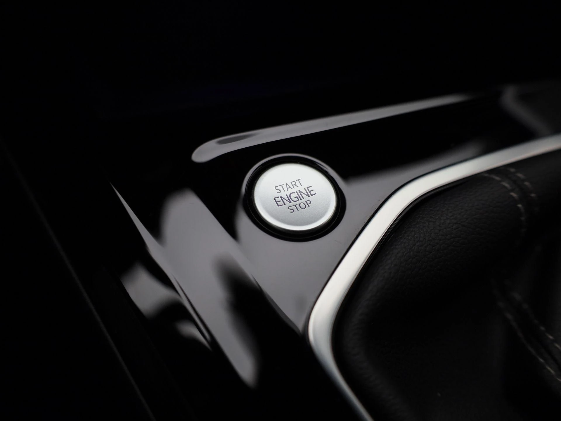 Volkswagen-Golf-image-32