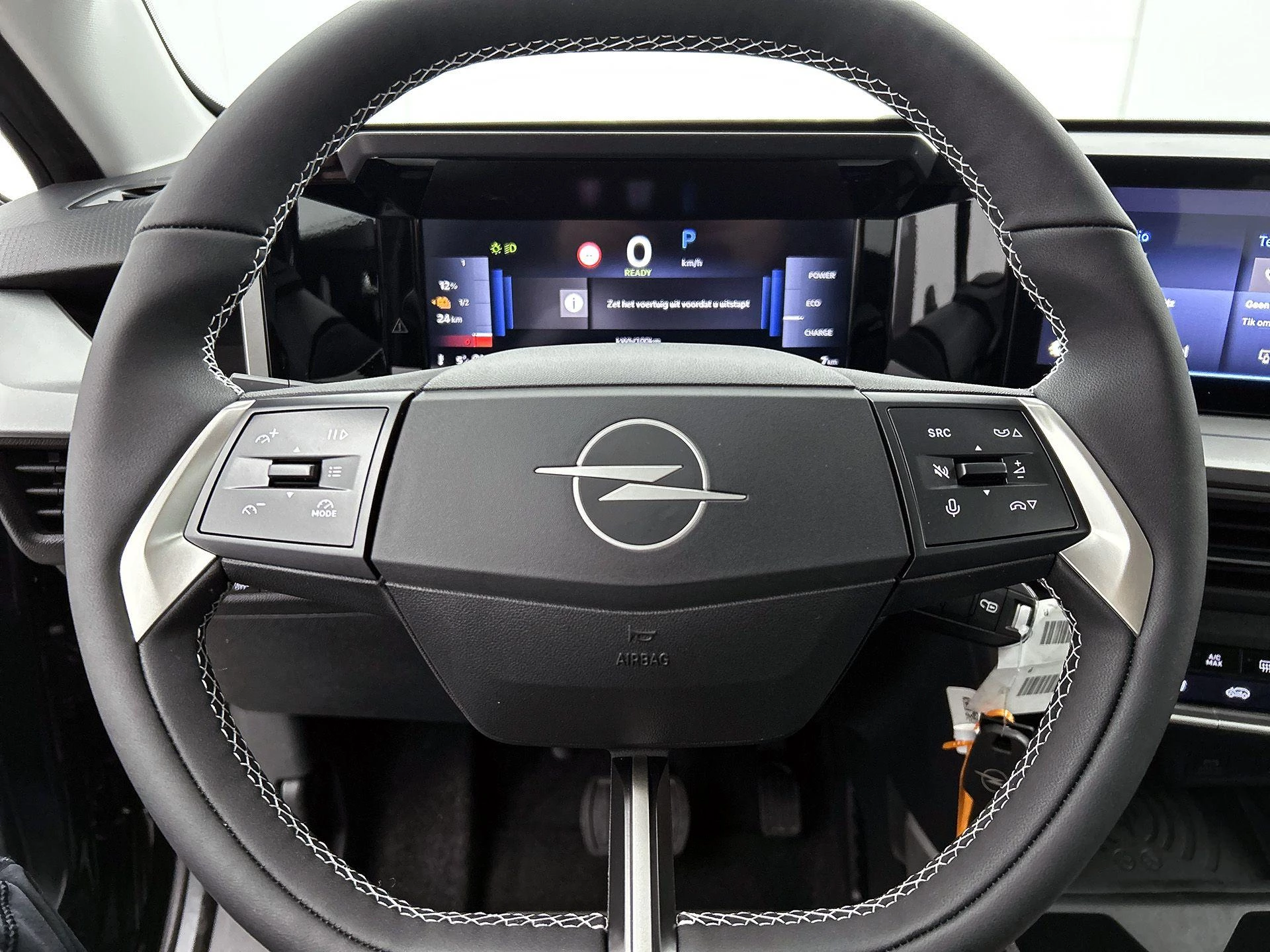 Opel-Frontera-image-24