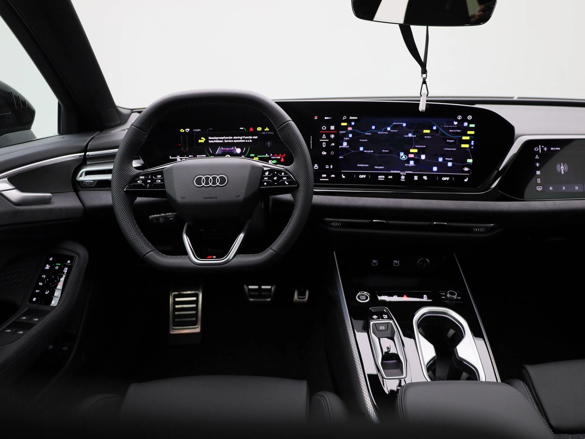 Audi A6 Avant 2.0 e-hybrid quattro S edition 299 PK