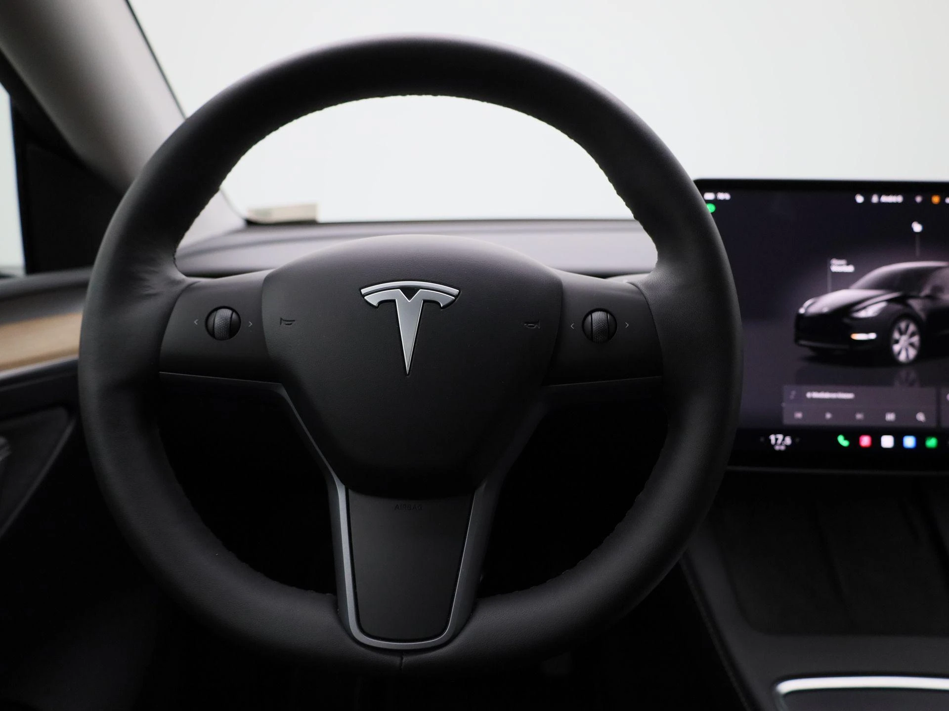Tesla Model Y Hinterradantrieb RWD