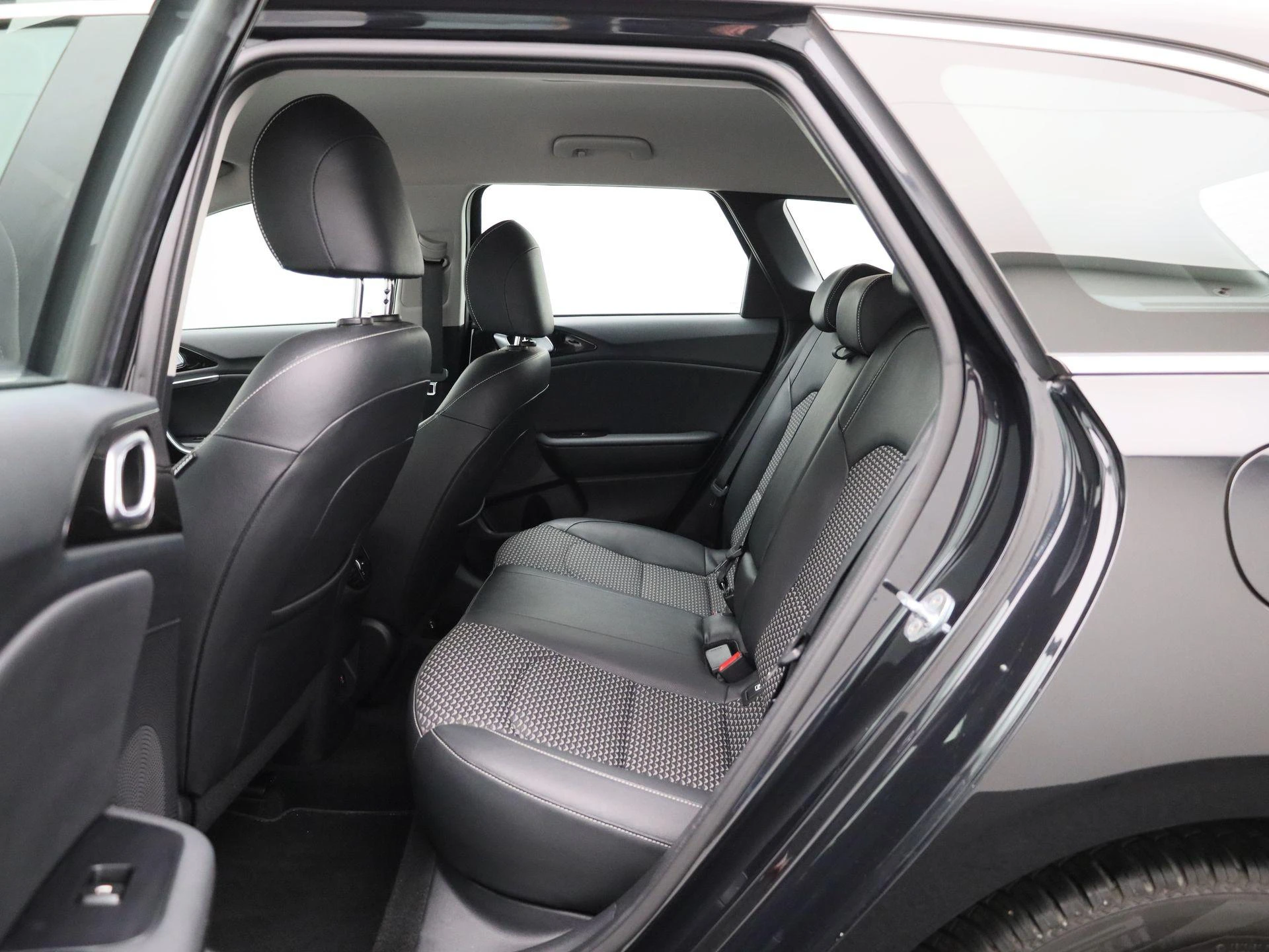 Kia-cee'd-image-11