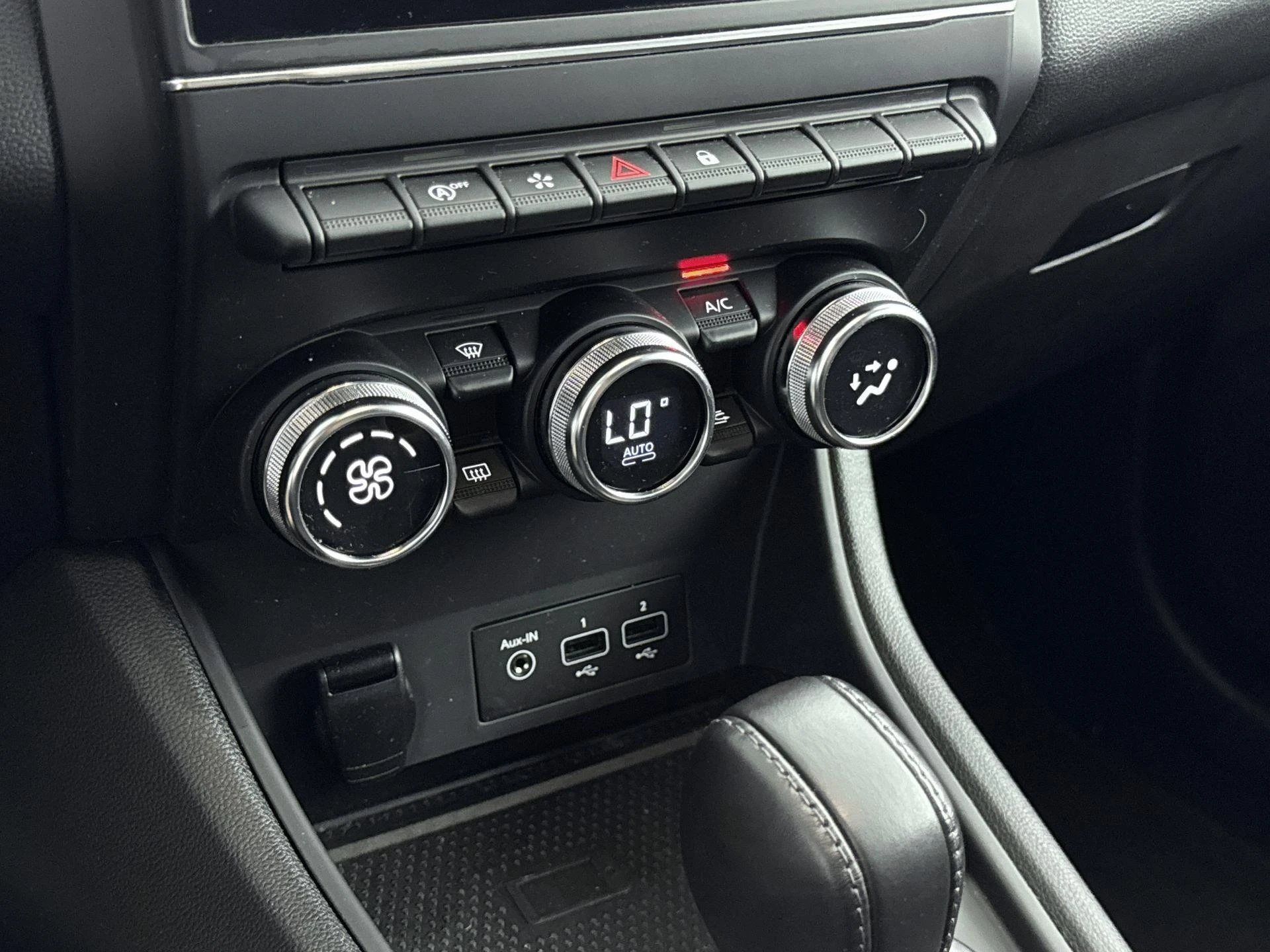 Renault-Captur-image-18