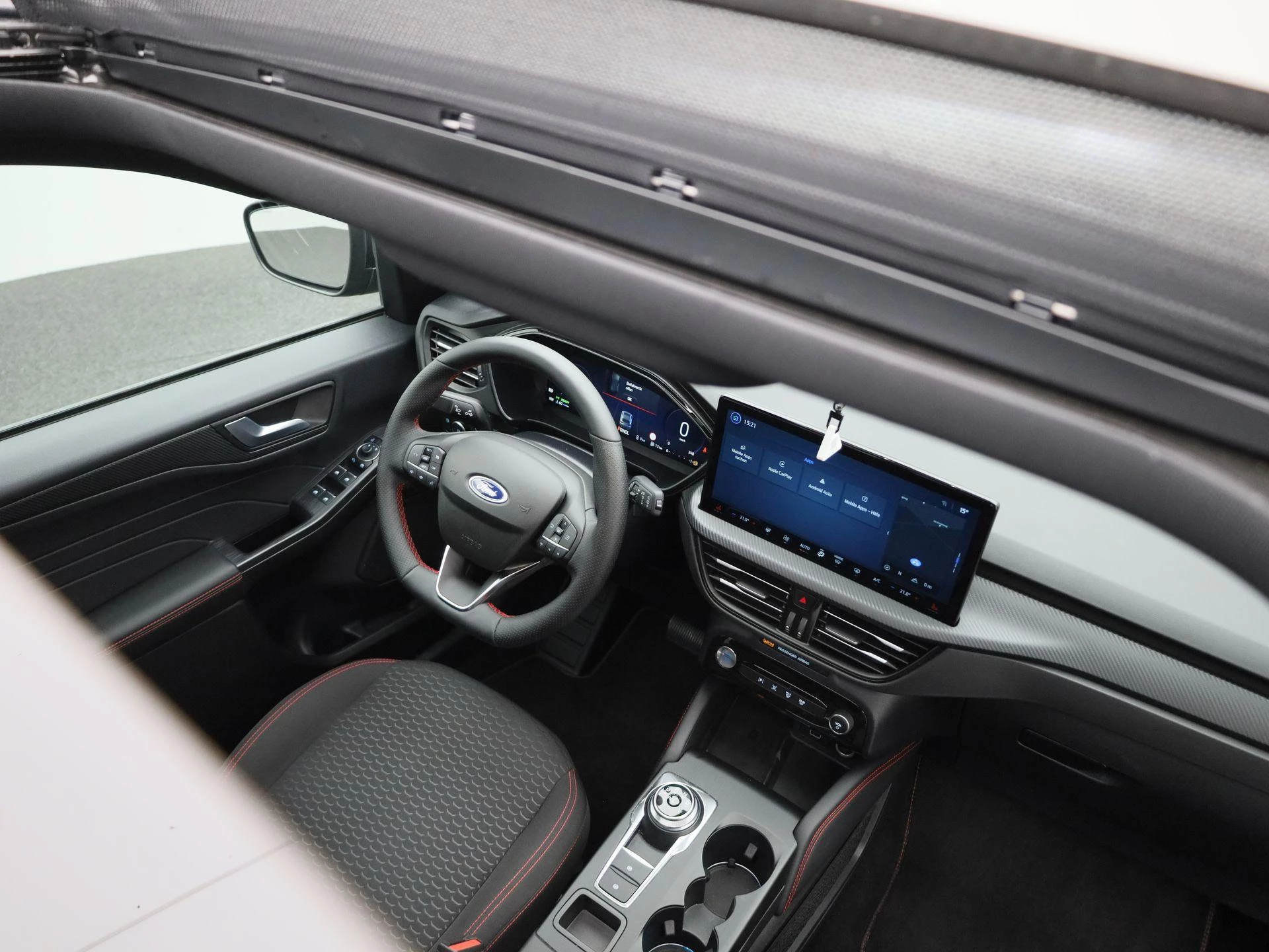 Ford-Kuga-image-35