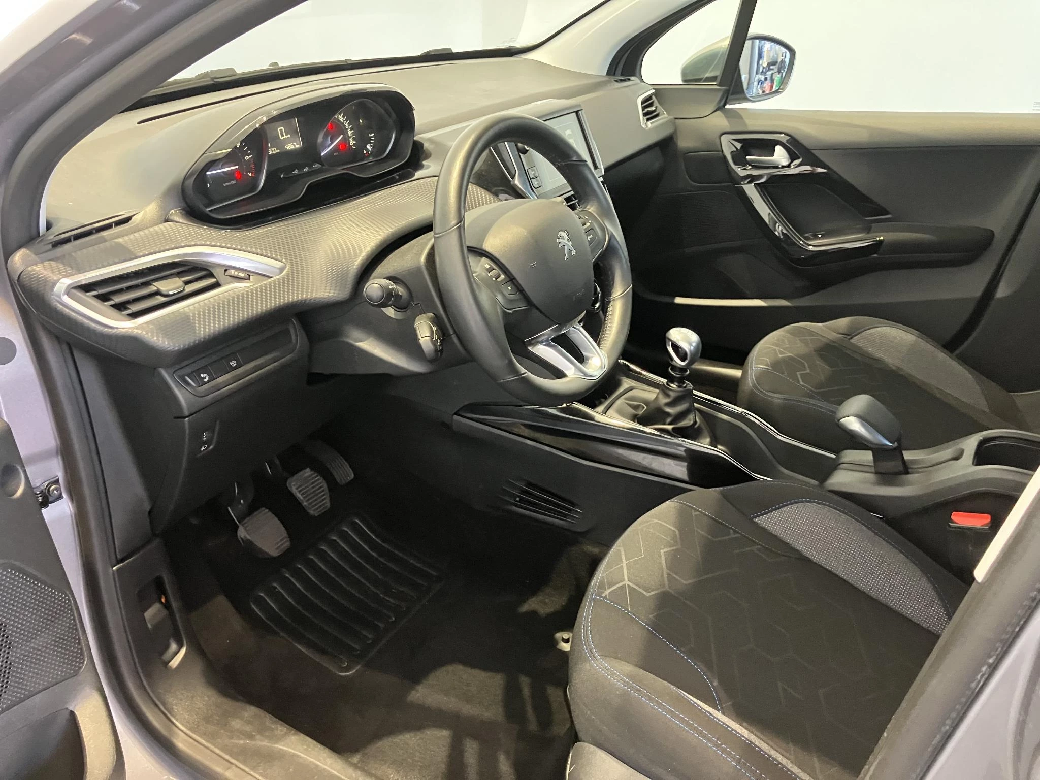 Peugeot-2008-image-14