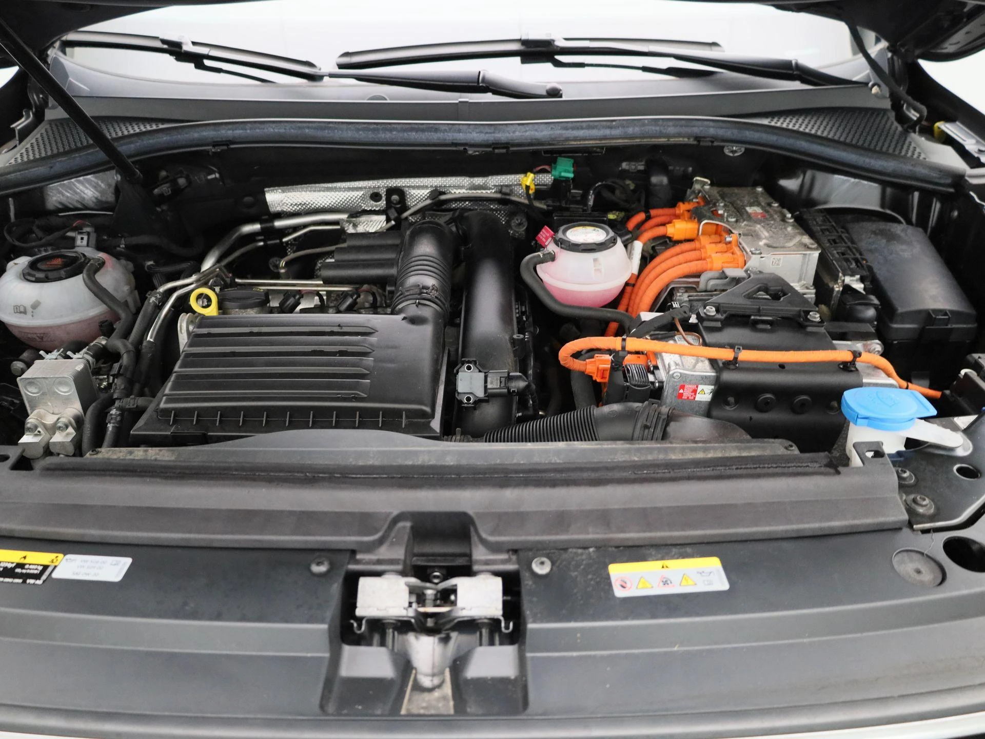 Volkswagen-Tiguan-image-39