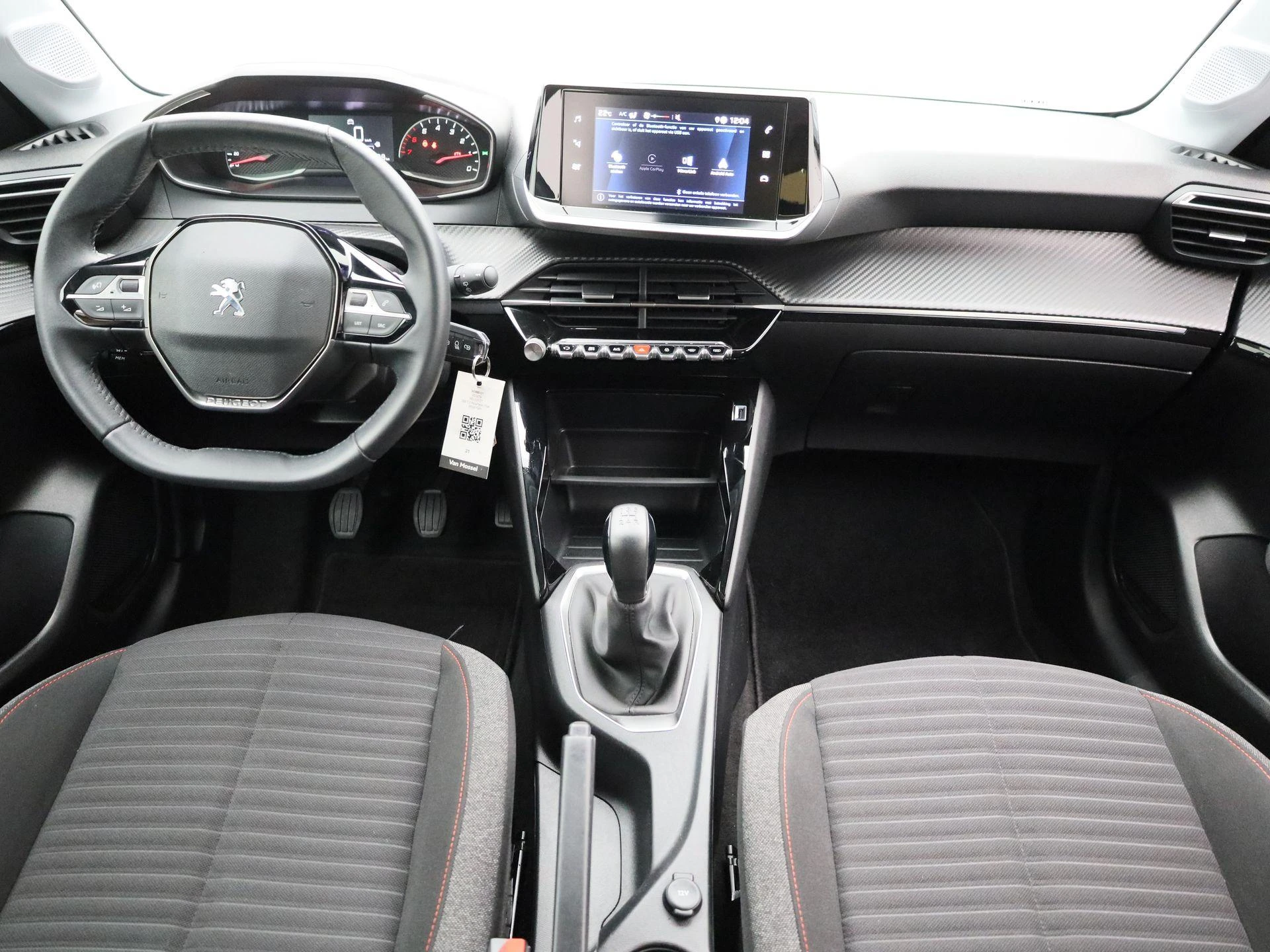 Peugeot-208-image-8