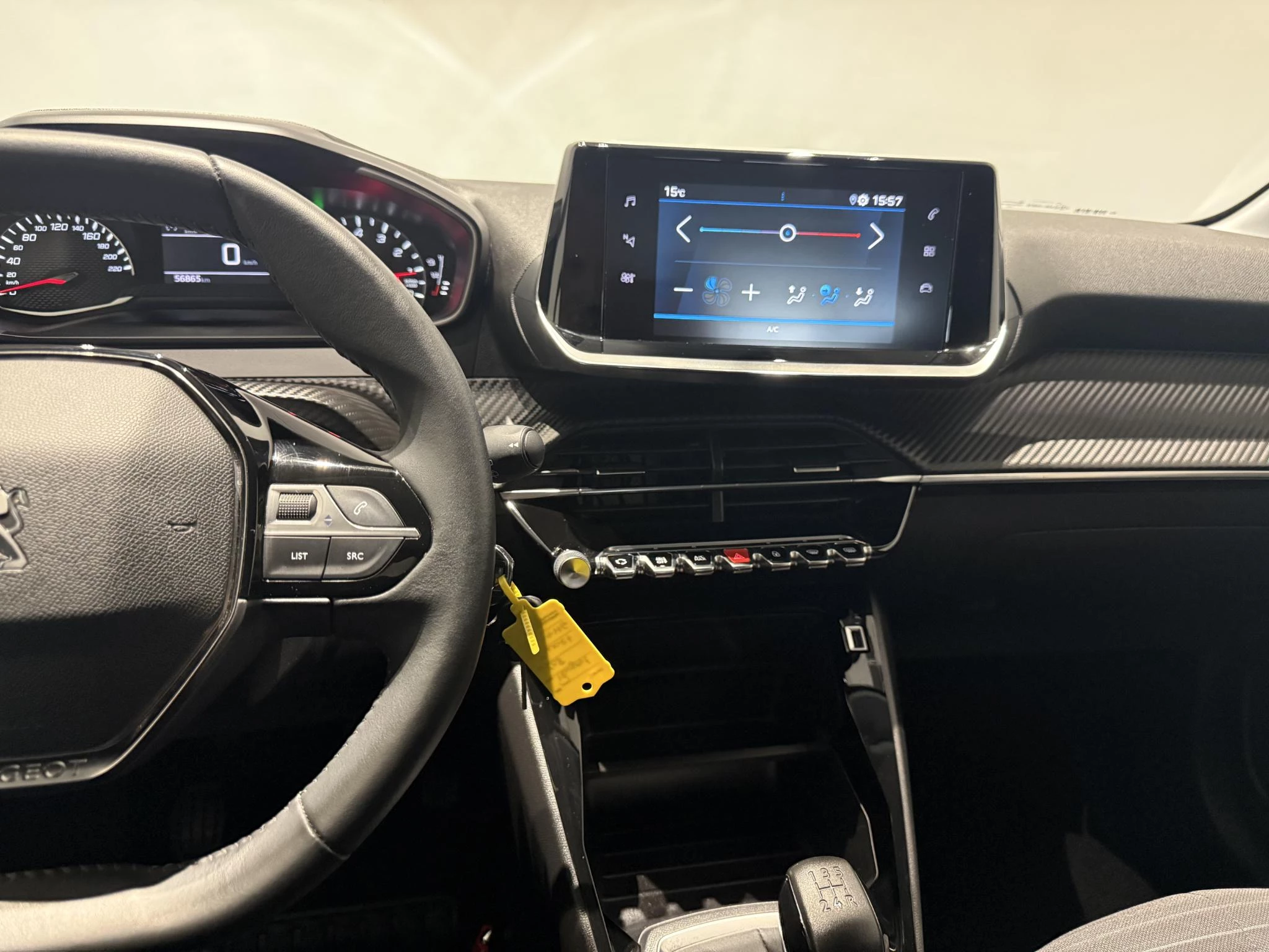 Peugeot-208-image-11