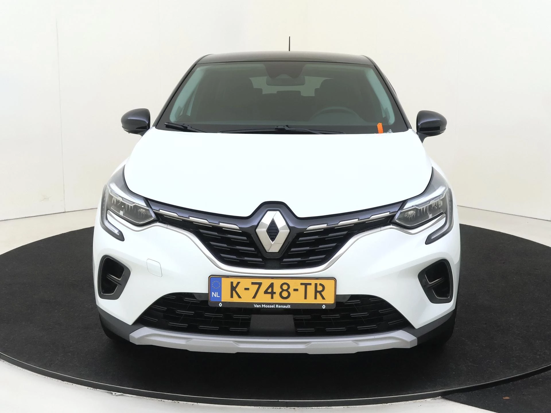 Renault-Captur-image-5