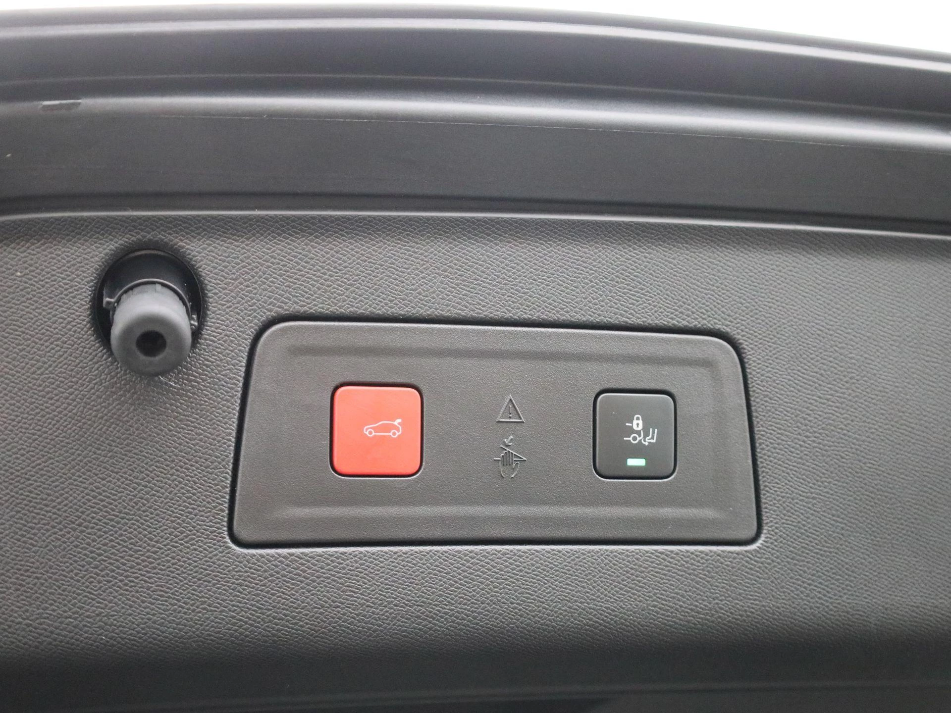 Peugeot-508-image-14