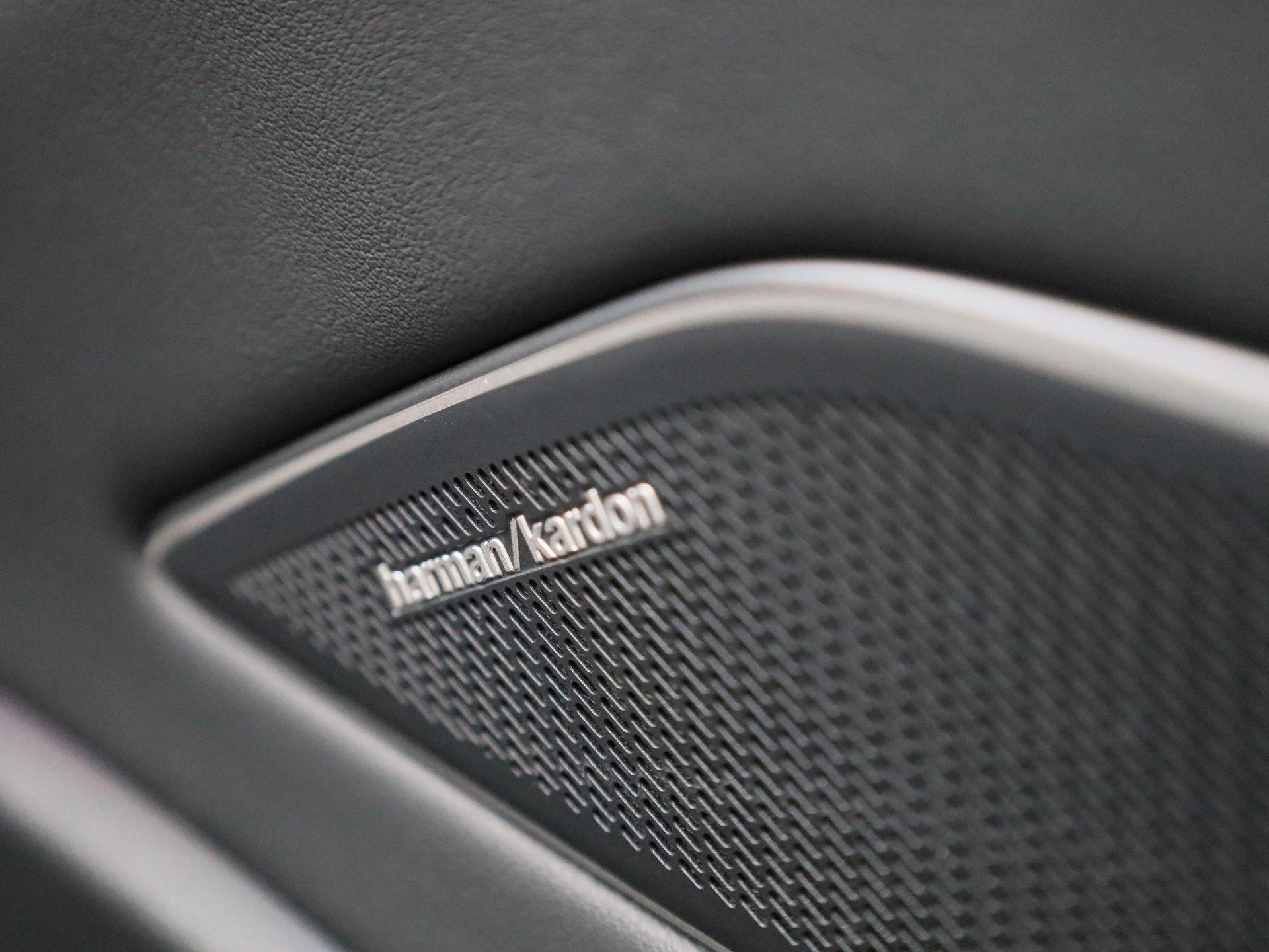 Volkswagen-Tiguan-image-45