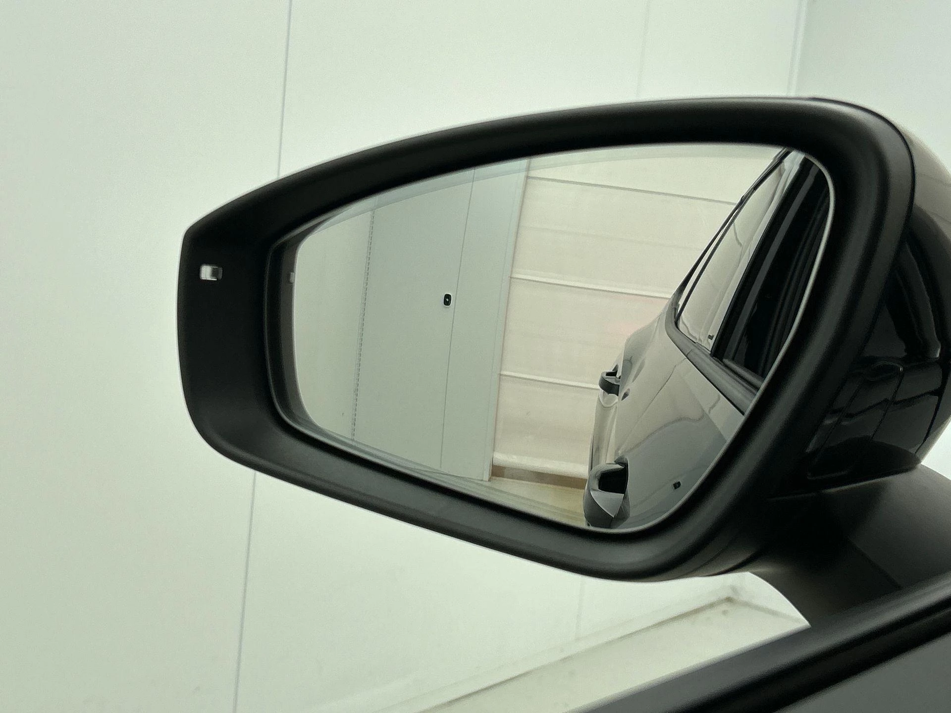 Volkswagen Tayron 1.5 eHybrid R-Line Edition