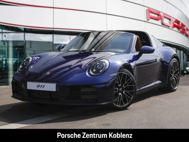 Porsche-911-image-0