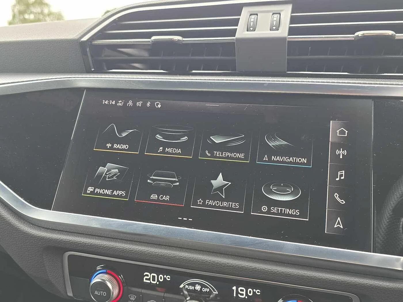 Audi-Q3-image-28