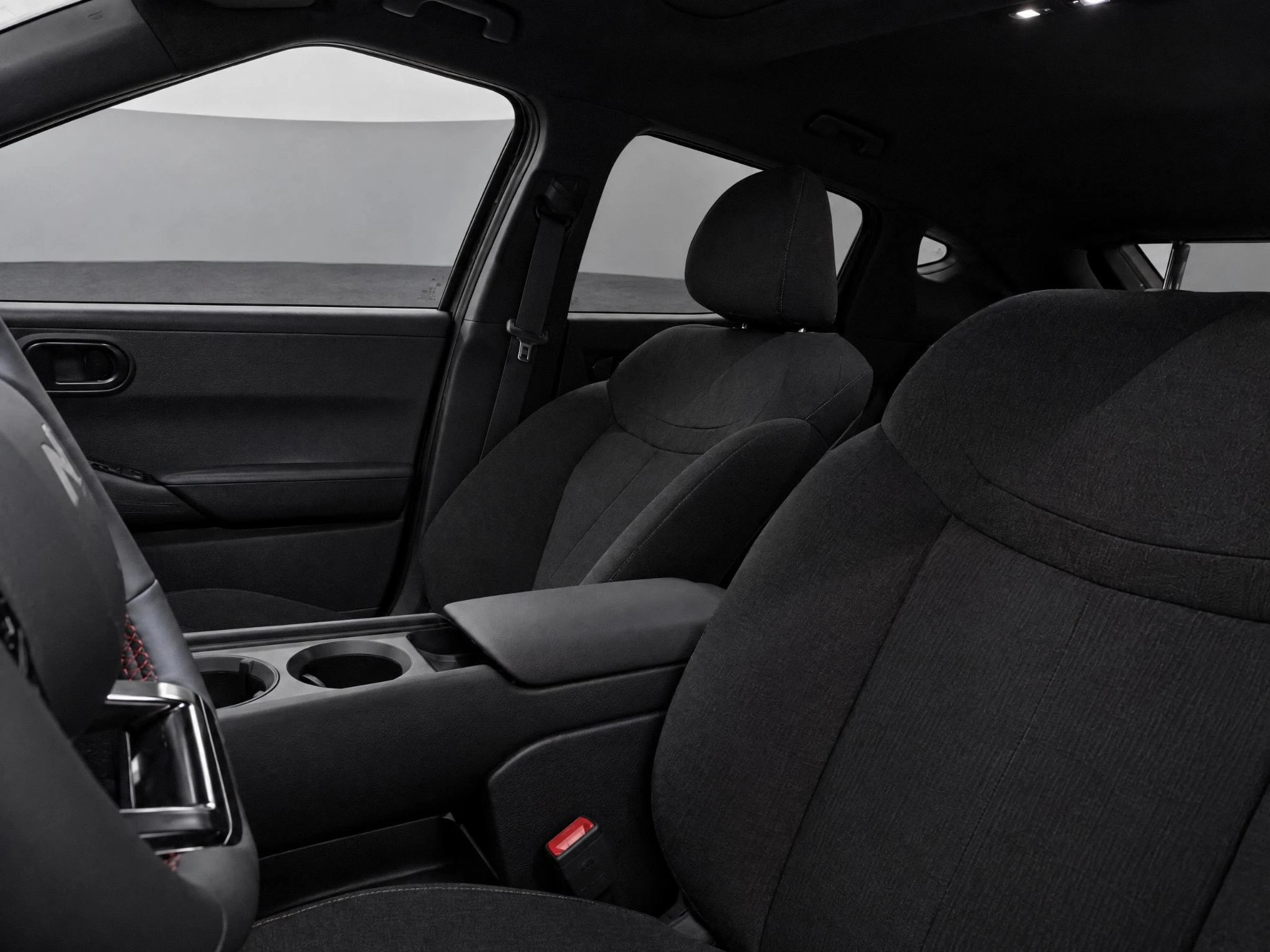 Hyundai-IONIQ 3-image-6
