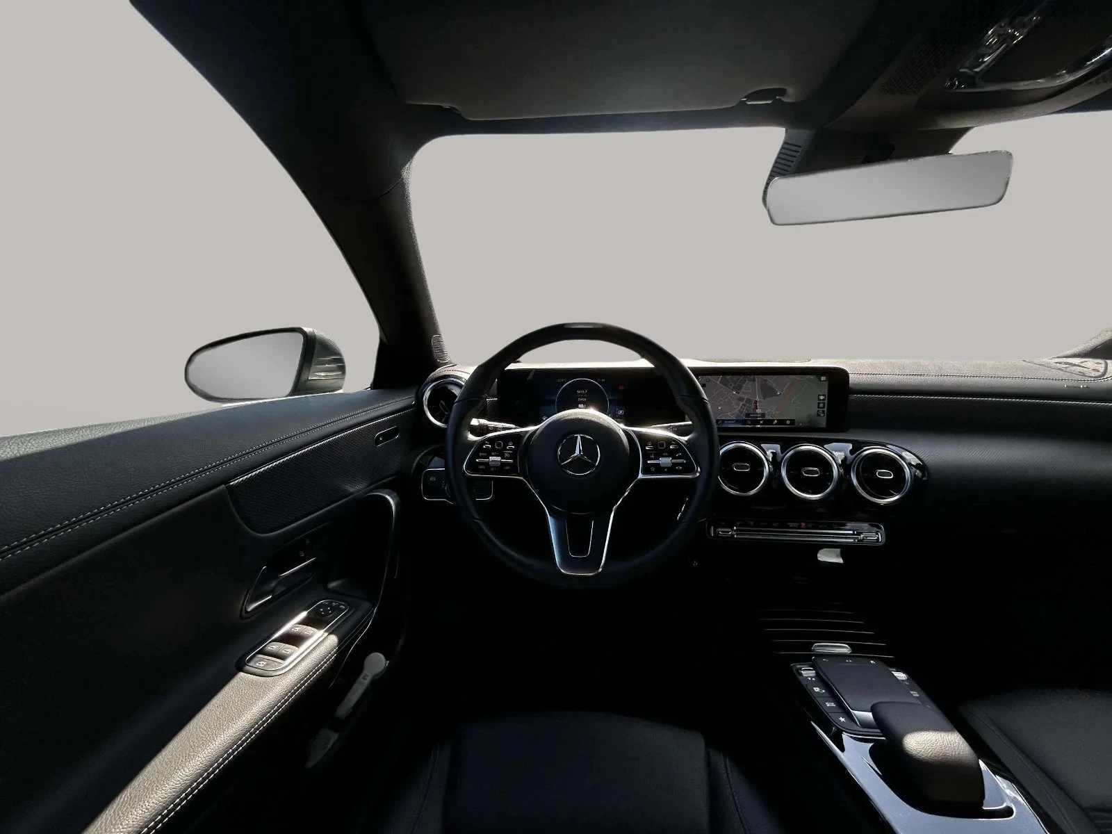 Mercedes-Benz-CLA-image-9