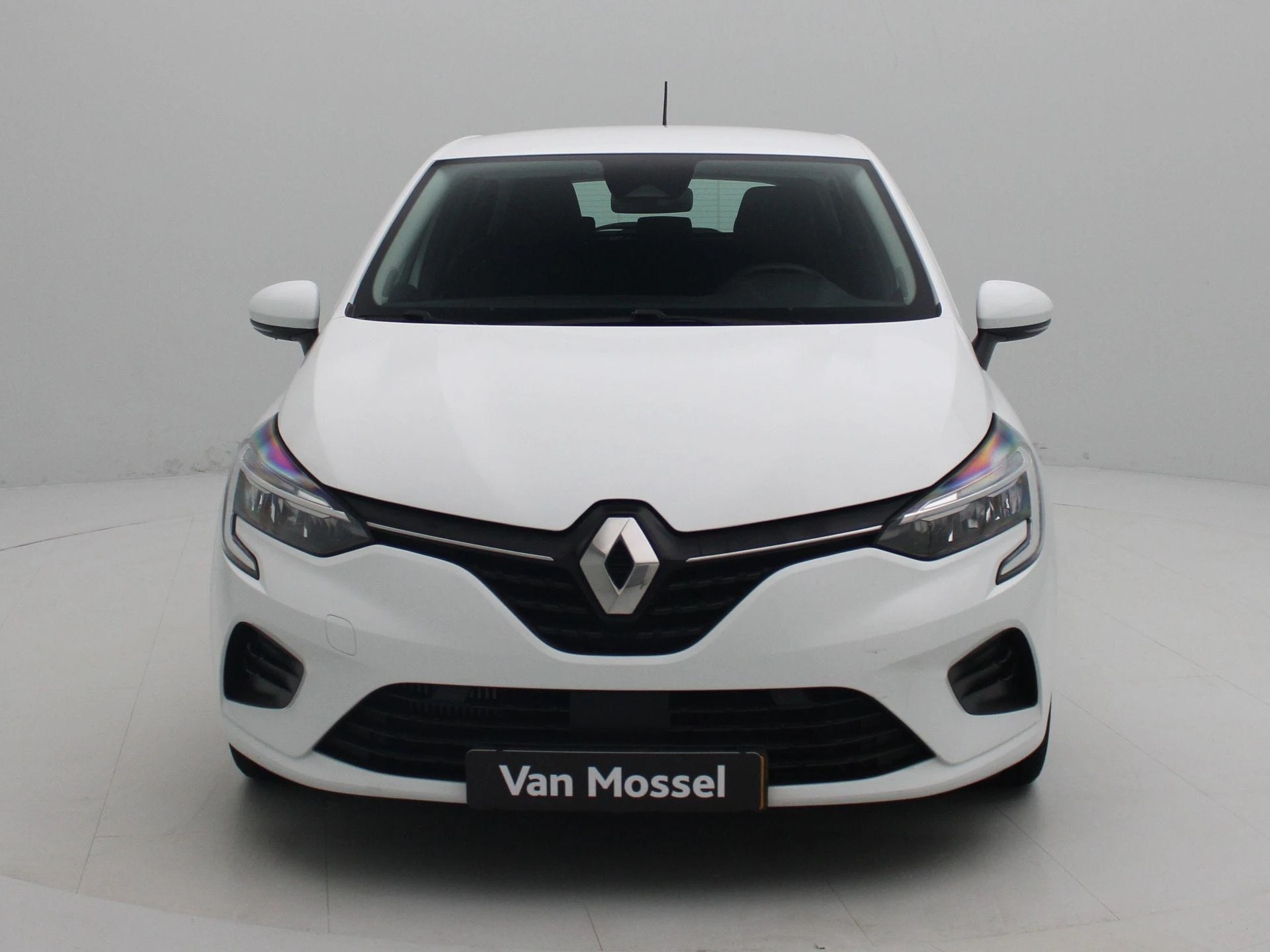 Renault-Clio-image-2