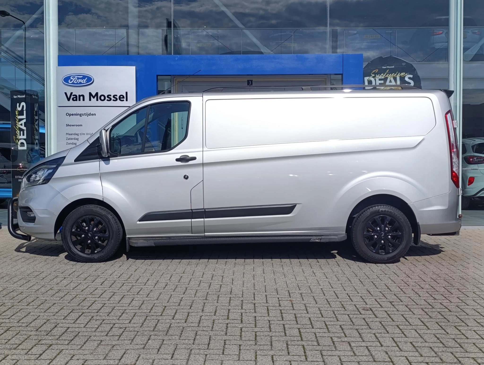 Ford-Transit Custom-image-21