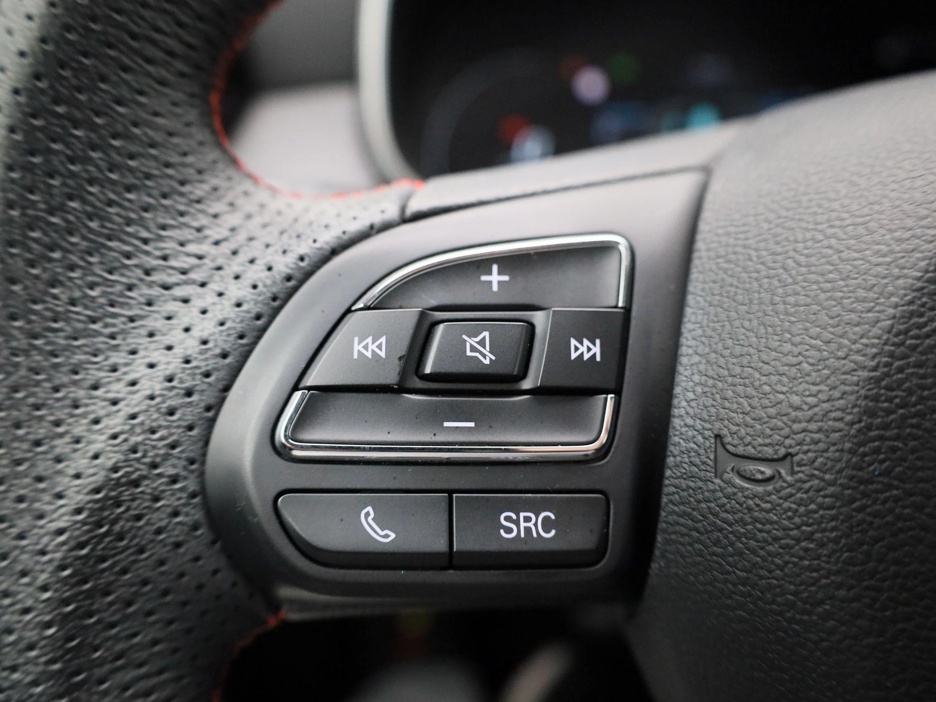 MG-ZS-image-17
