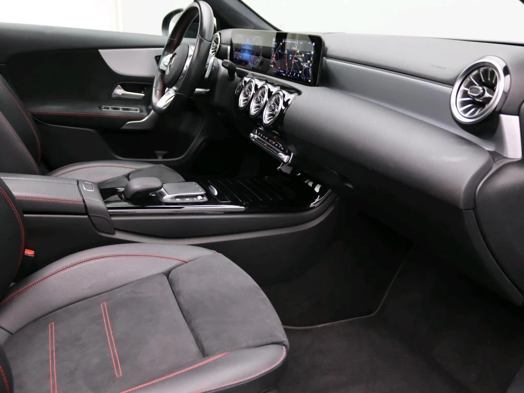 Mercedes-Benz A-Klasse 180 Business Solution AMG