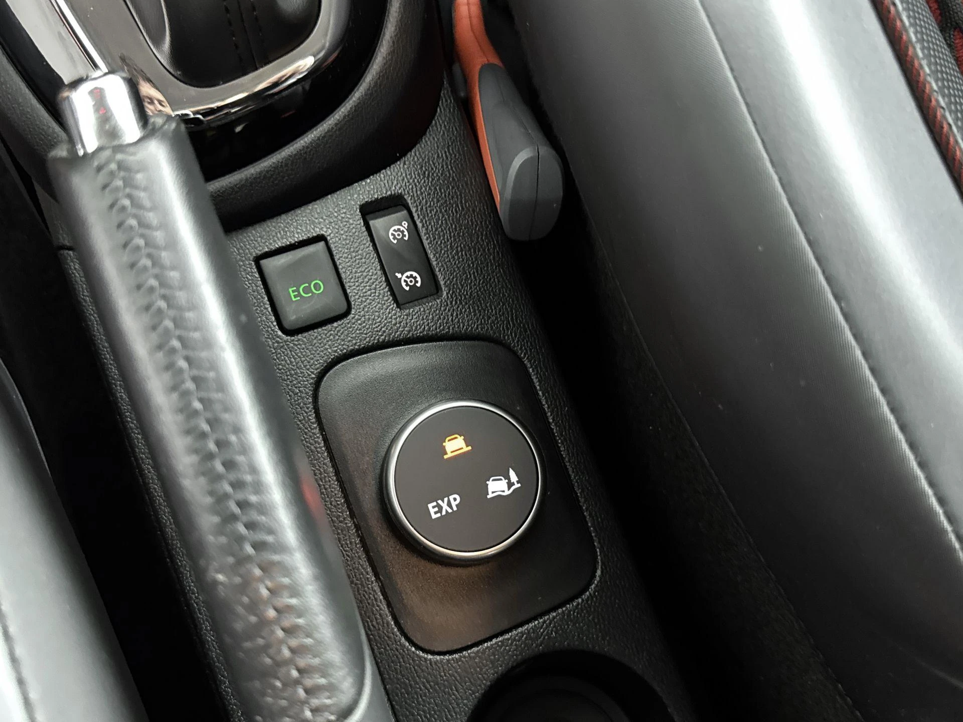Renault-Captur-image-10