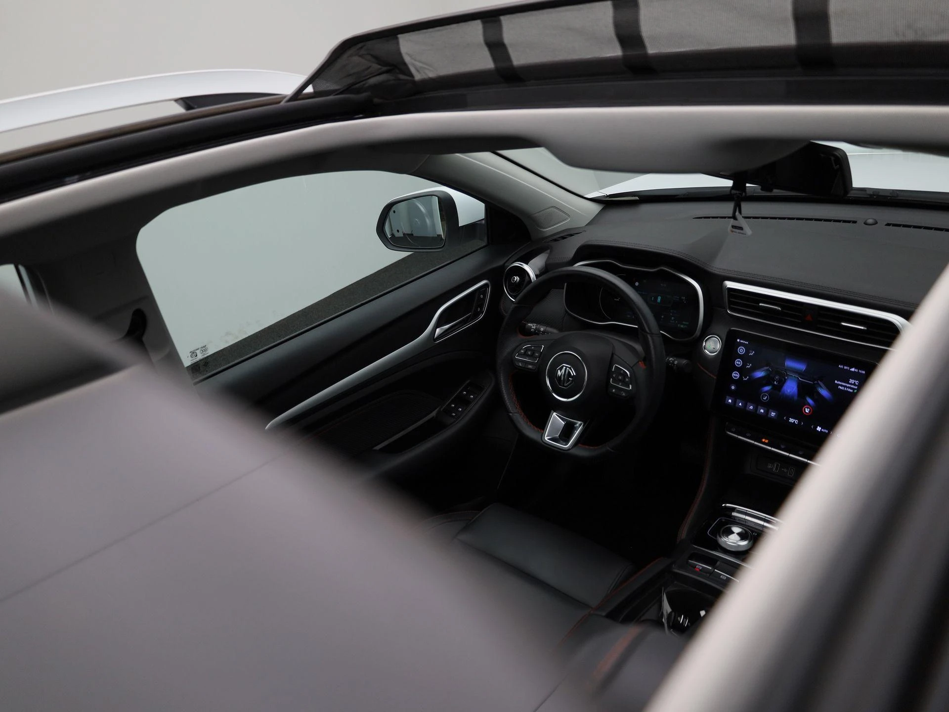 MG-ZS EV-image-37