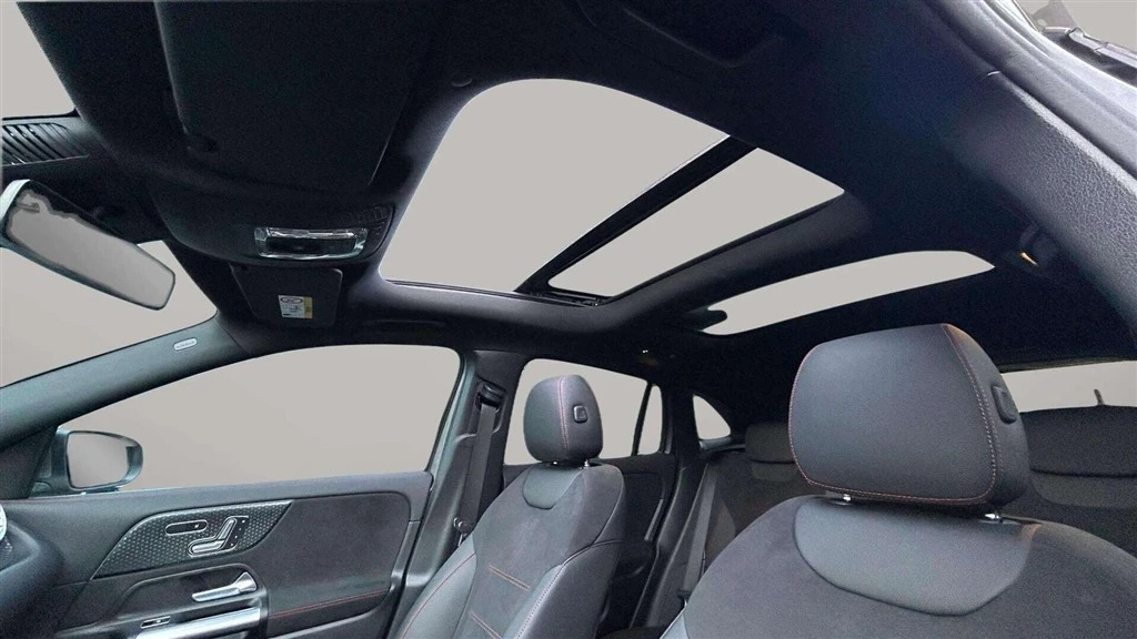 Mercedes-Benz-EQA-image-21