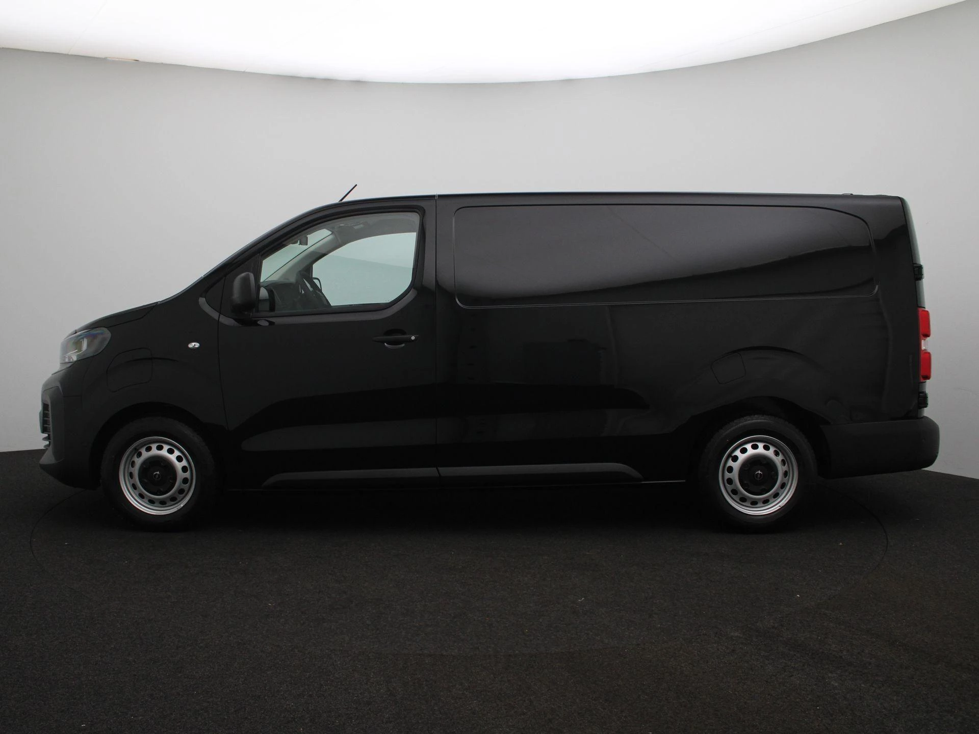 Opel-Vivaro-e-image-3