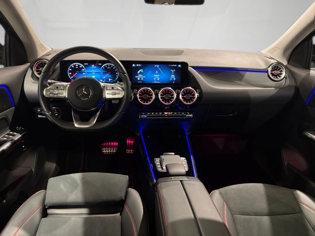 Mercedes-Benz-GLA 250 e-image-11
