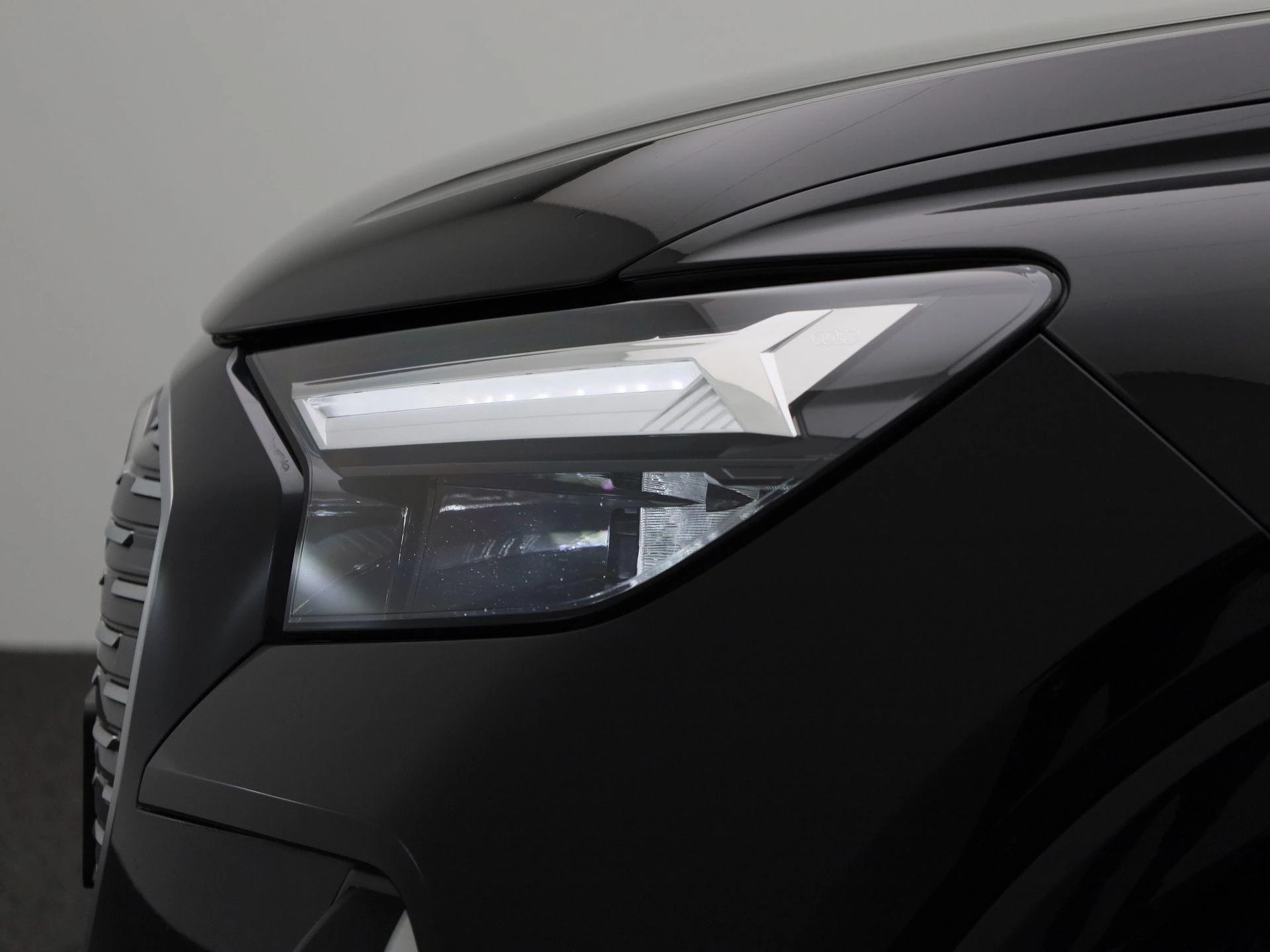 Audi-Q4 Sportback e-tron-image-15