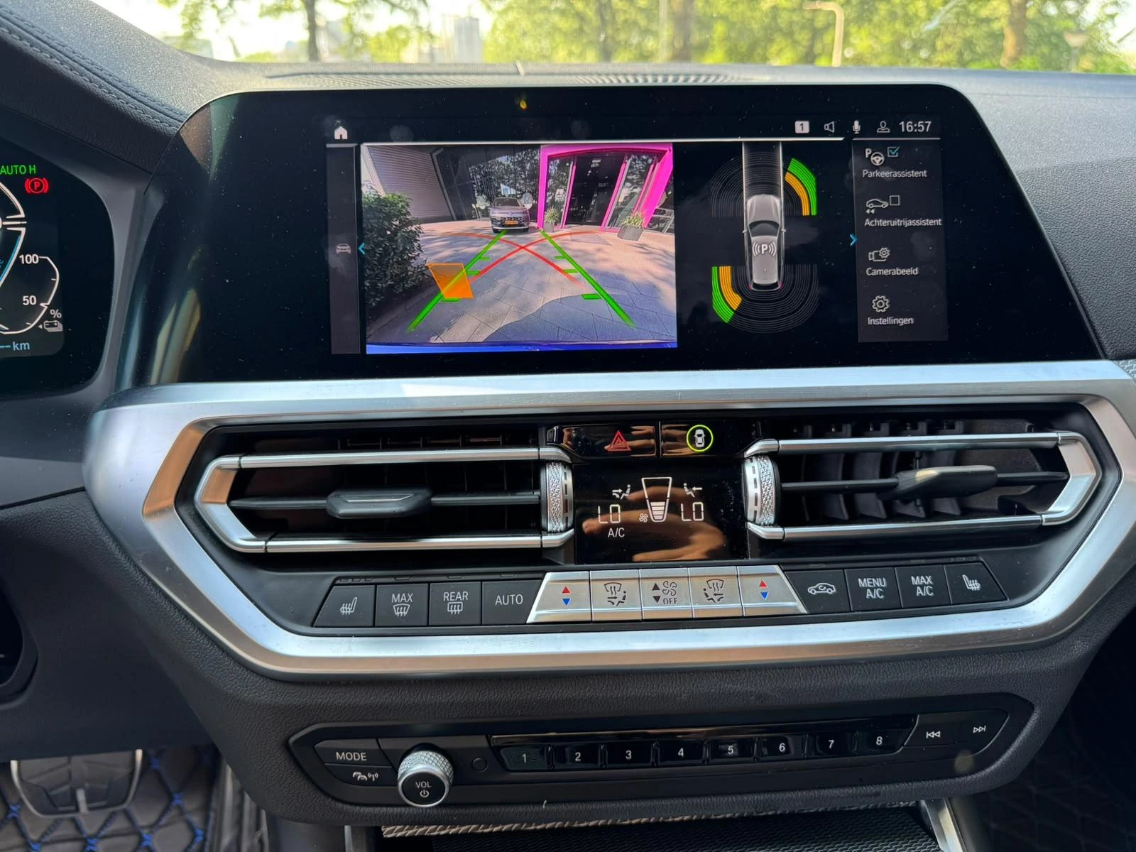 BMW 3 Serie Touring 330e High Executive