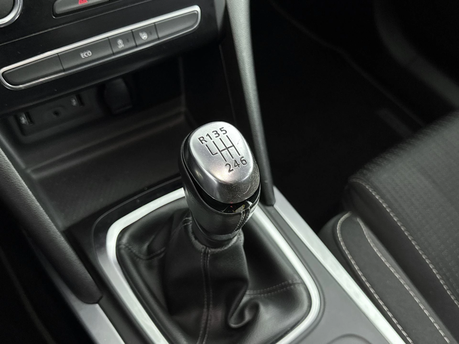 Renault Mégane Estate 1.3 TCe 115Pk Limited