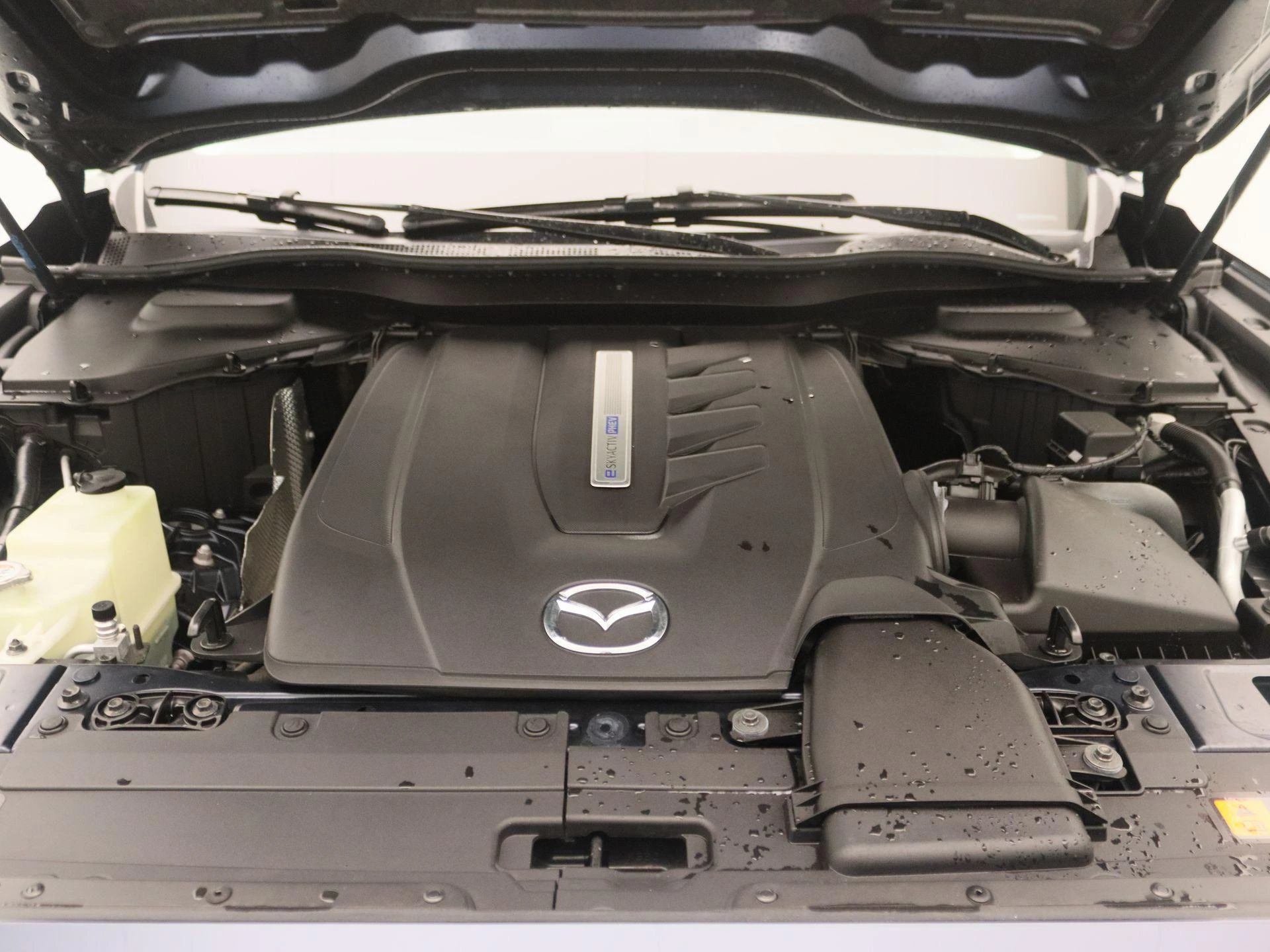 Mazda-CX-60-image-25