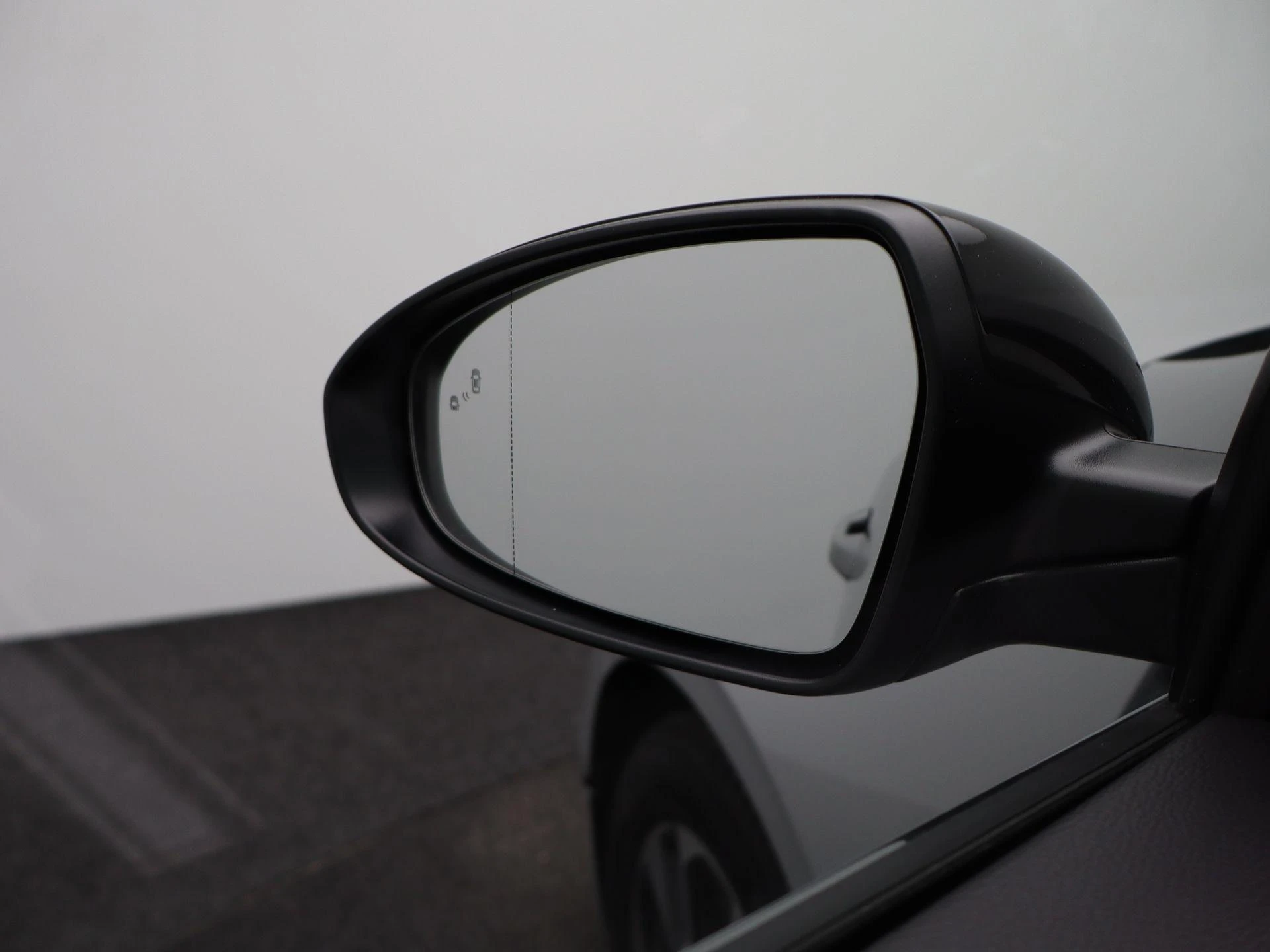 Kia-Ceed Sportswagon-image-30