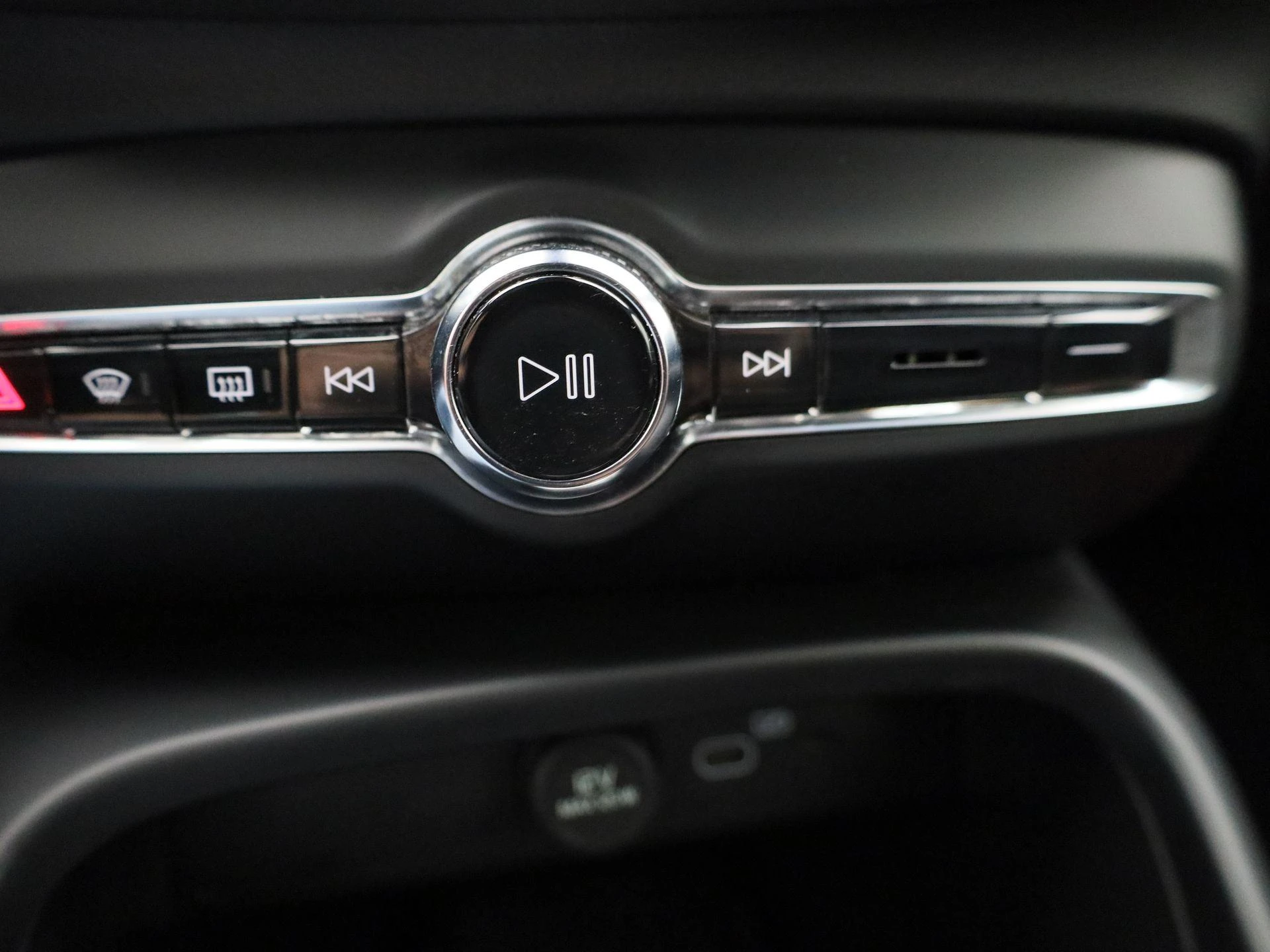 Volvo-XC40-image-19
