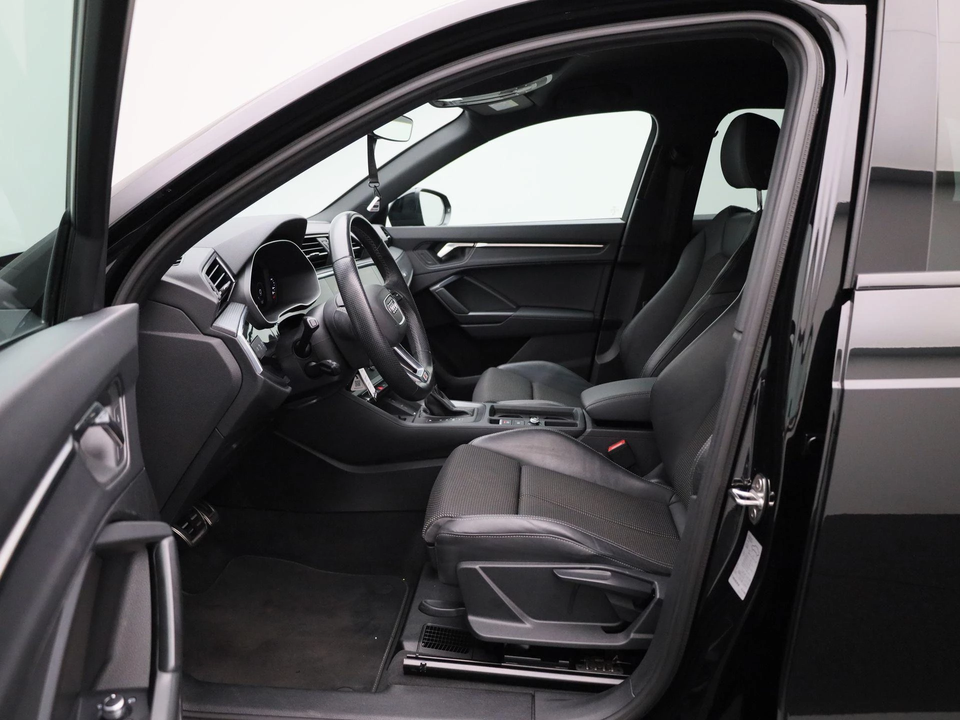 Audi Q3 35 TFSI S edition