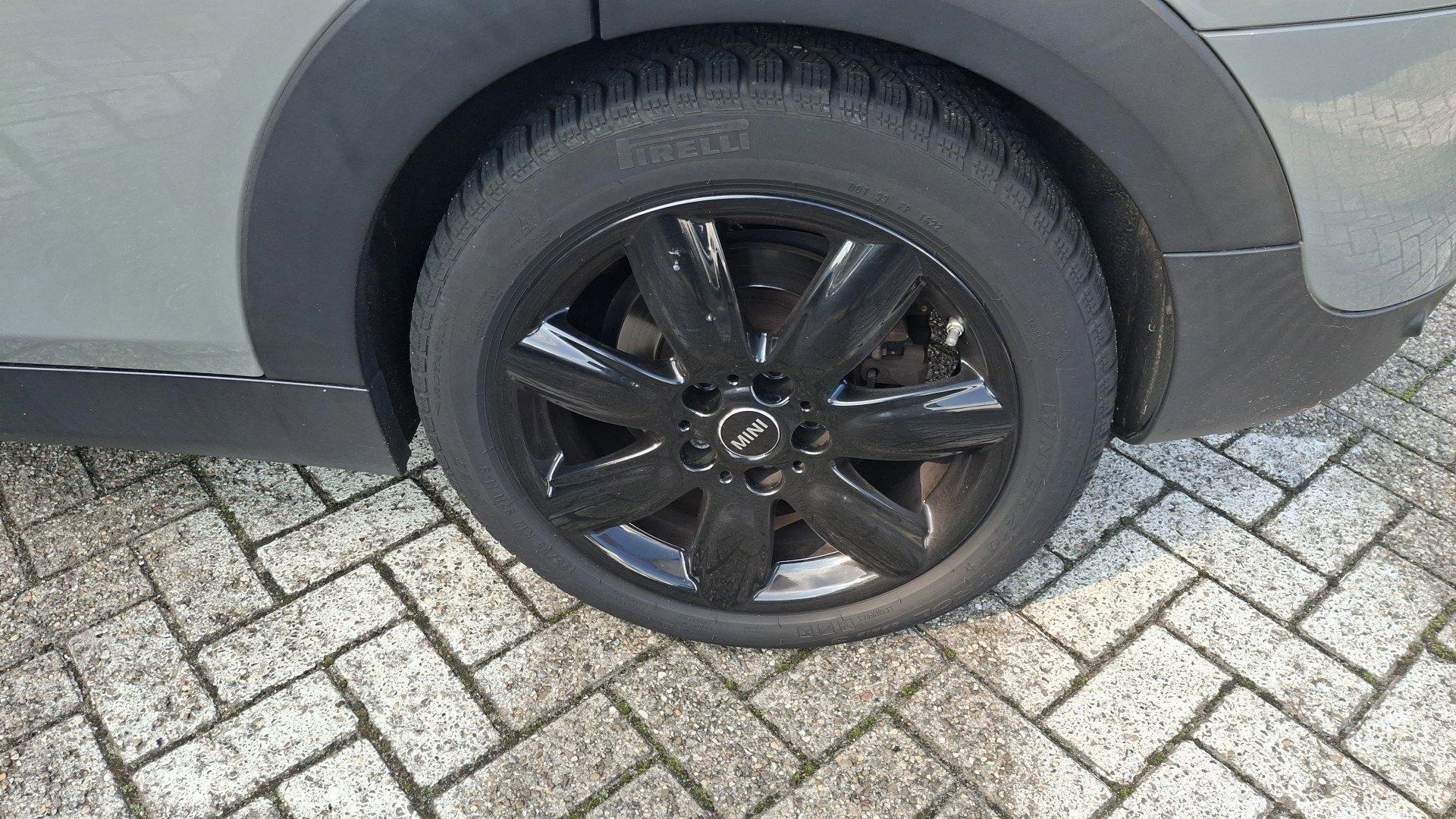 MINI-Clubman-image-12