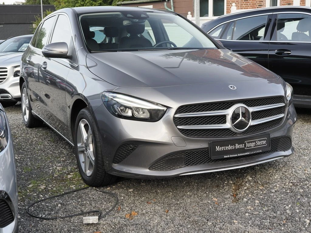 Mercedes-Benz-B-Klasse 250 e-image-4