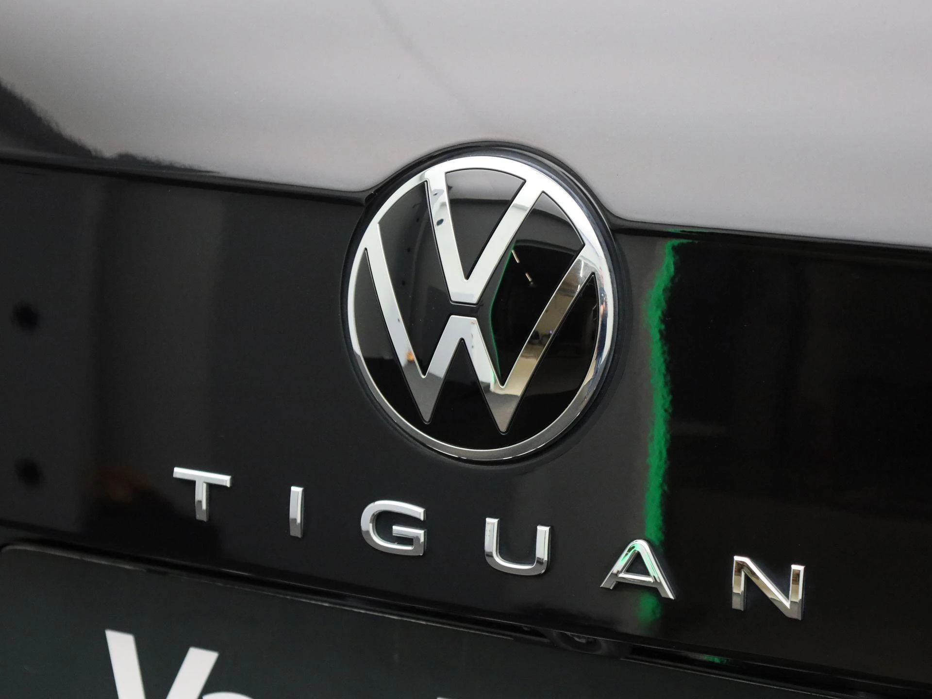 Volkswagen-Tiguan-image-40