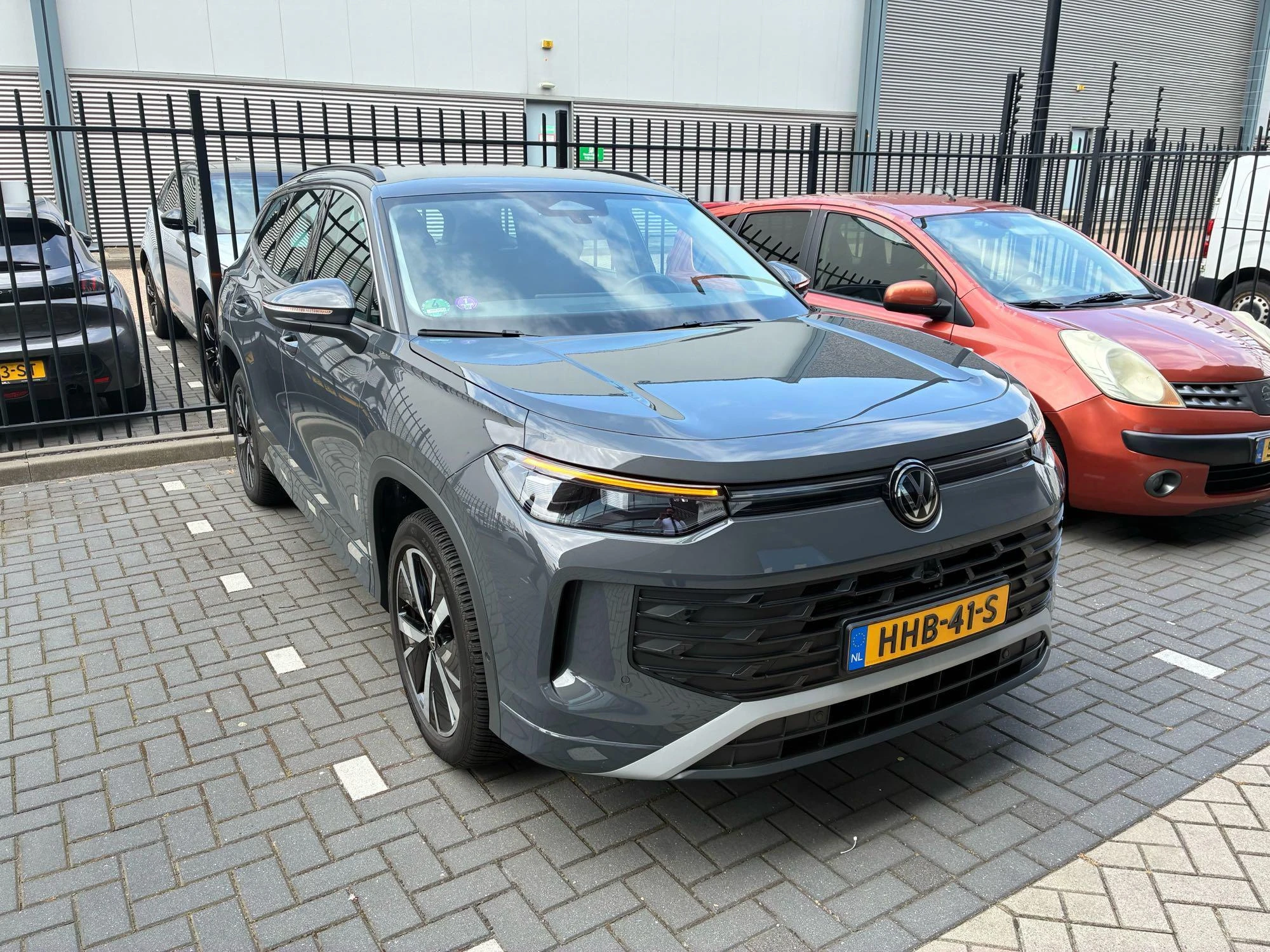 Volkswagen-Tayron-image-1